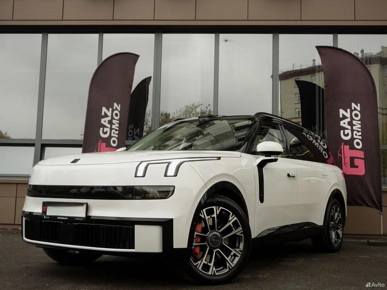 Lynk & Co 900 2.0hyb 4WD AT (734 л.с.) 2025 г. 2 км