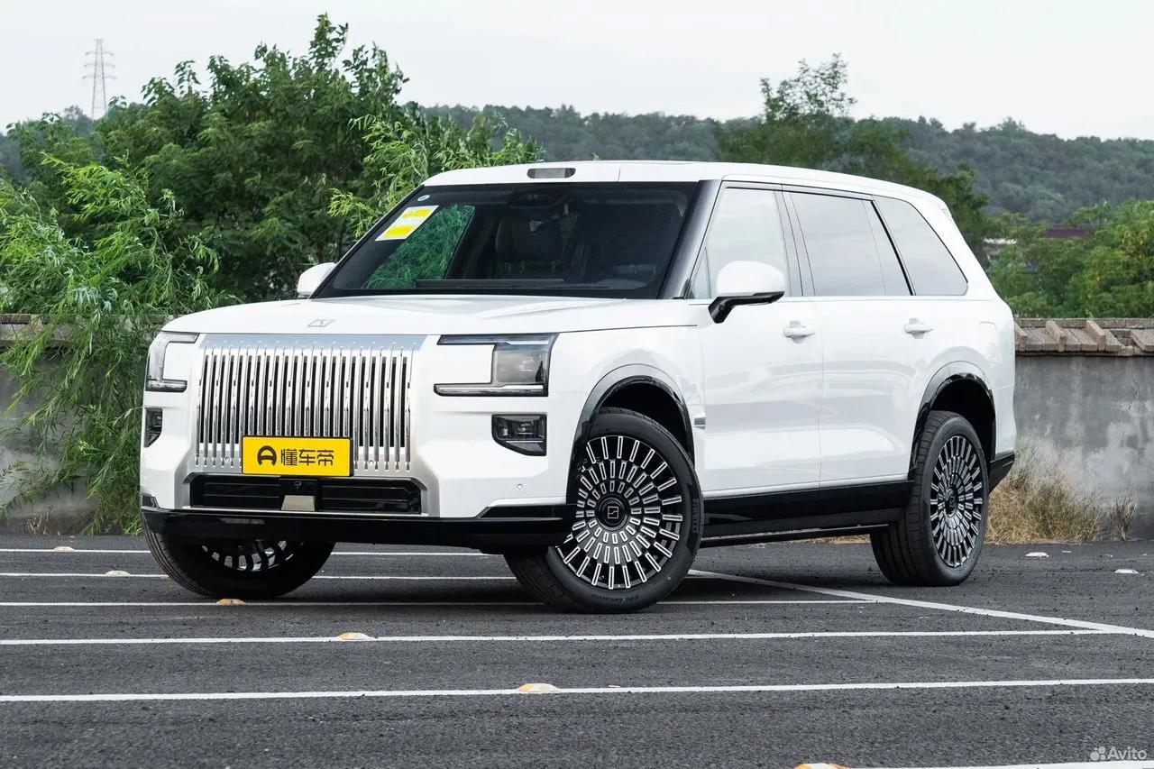 Zeekr 9X 2.0hyb 4WD AT (1401 л.с.) 2025 г. 4 км