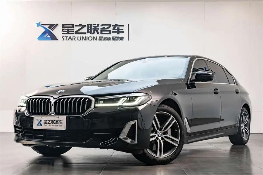 BMW 5 Series 2022 г. 40924 км.