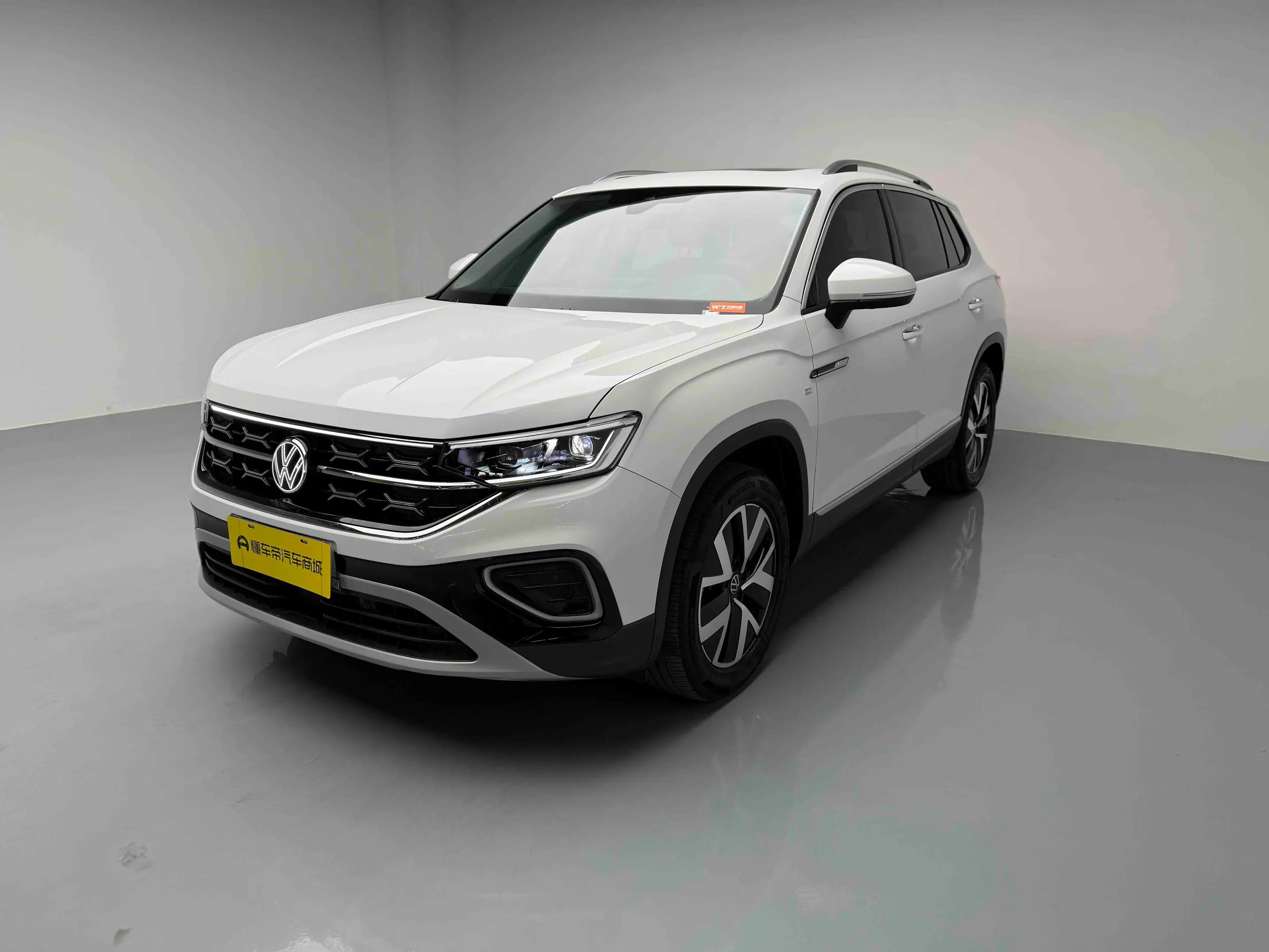 Volkswagen Tayron 2024 г. 25400 км.