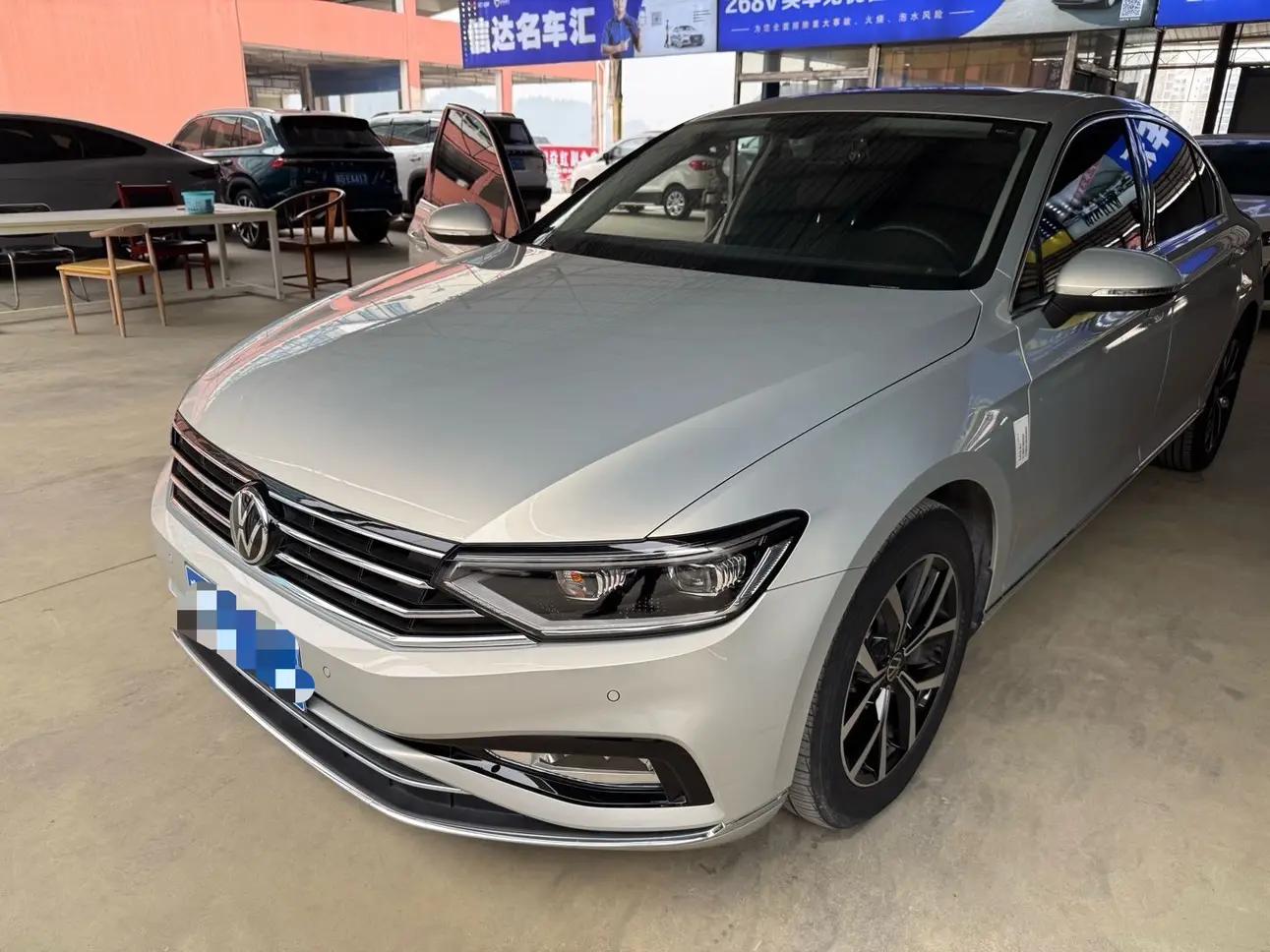 Volkswagen Magotan 2021 г. 41019 км.