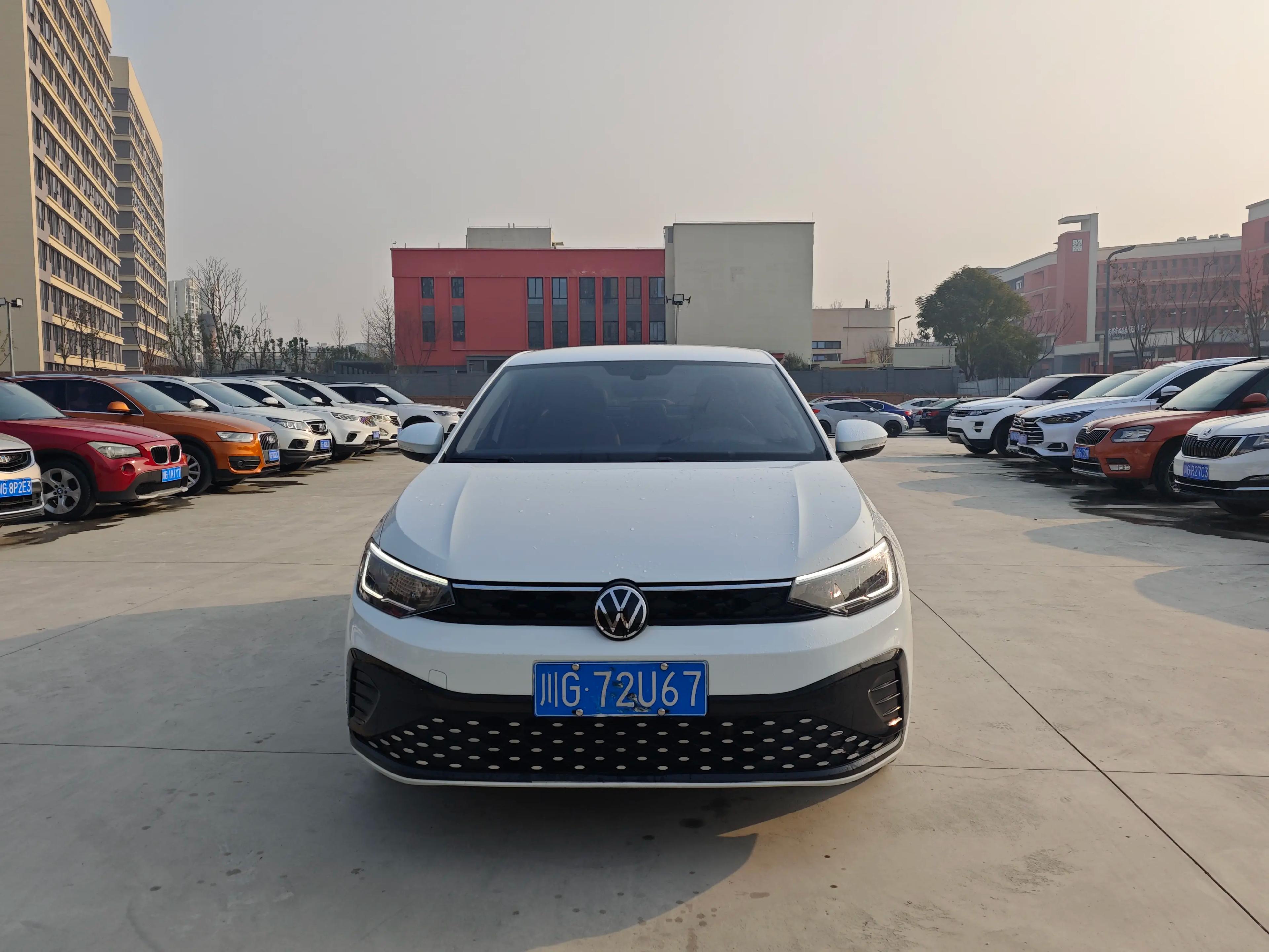 Volkswagen Lavida 2023 г. 62000 км.