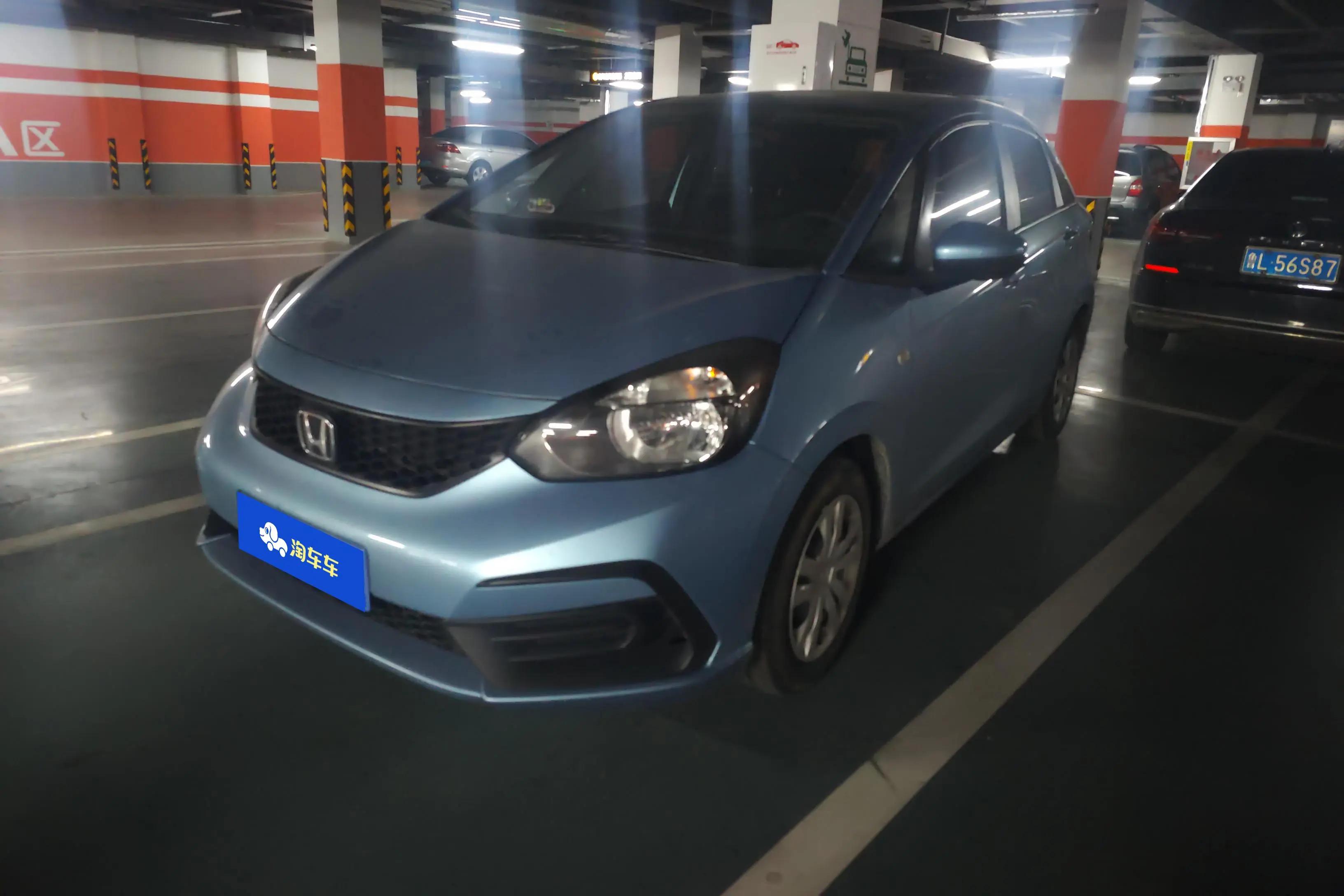 Honda Fit 2021 г. 10276 км.