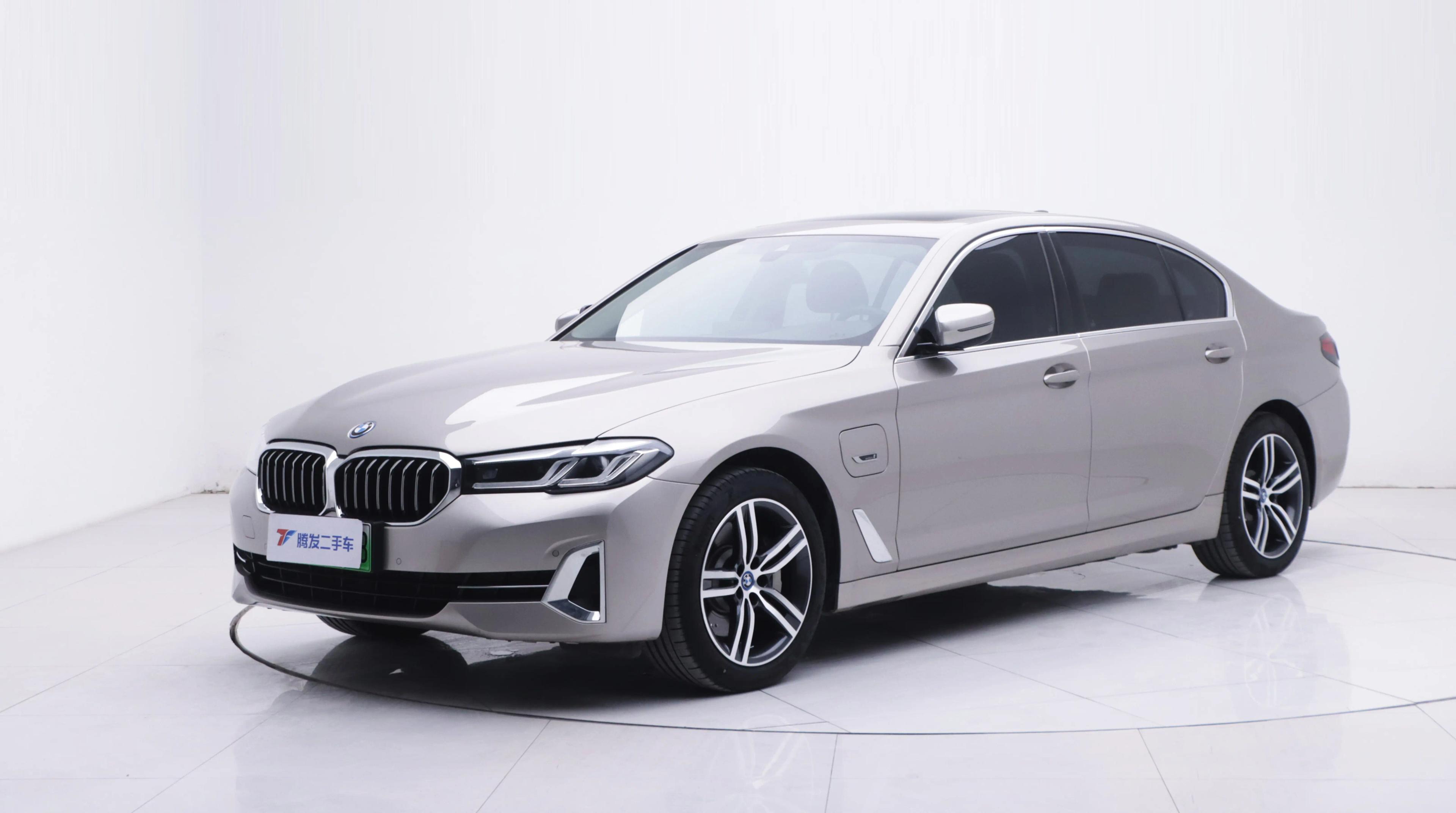 BMW 5 Series PHEV 2023 г. 19737 км.