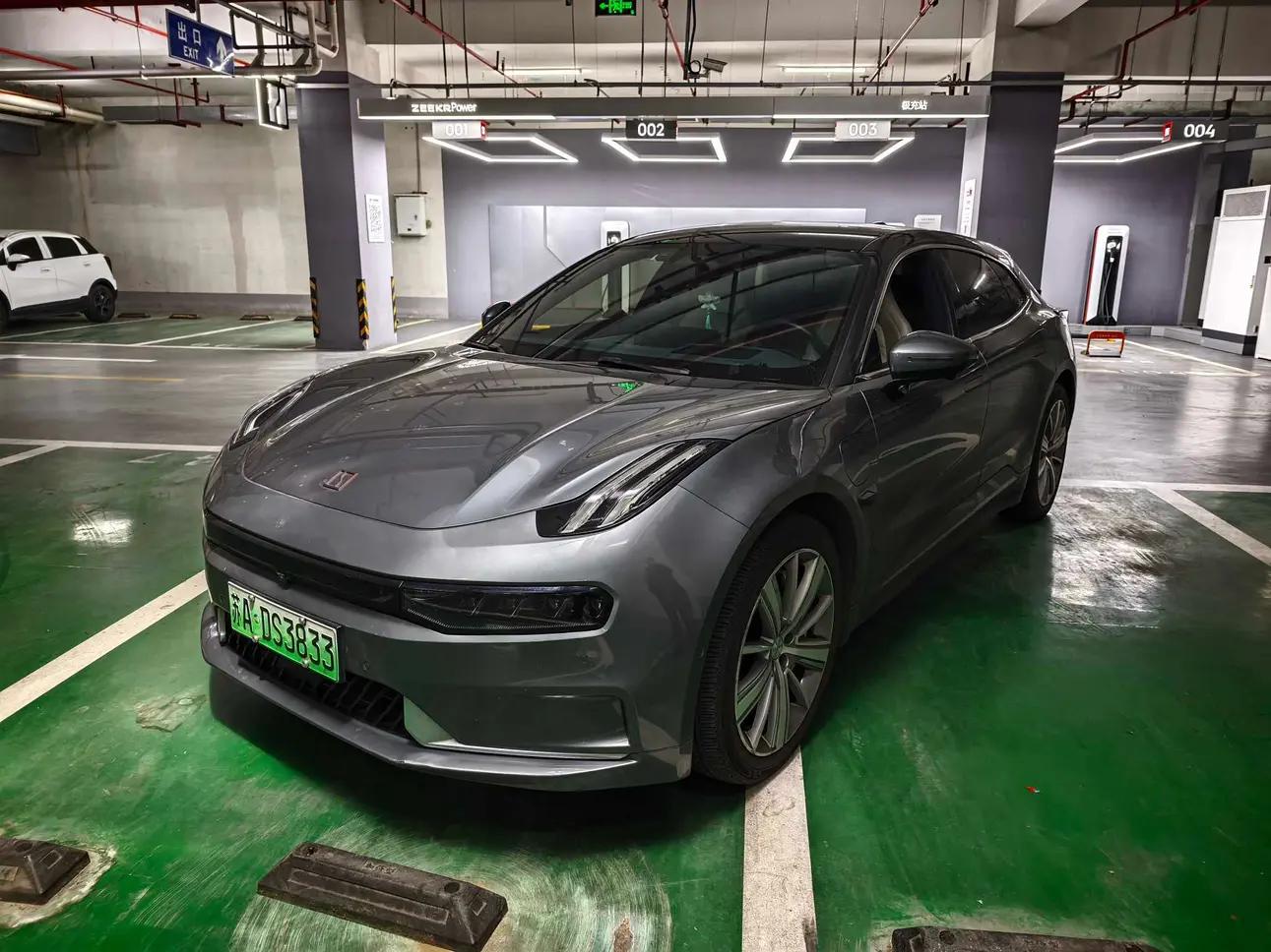 ZEEKR 001 2022 г. 88213 км.