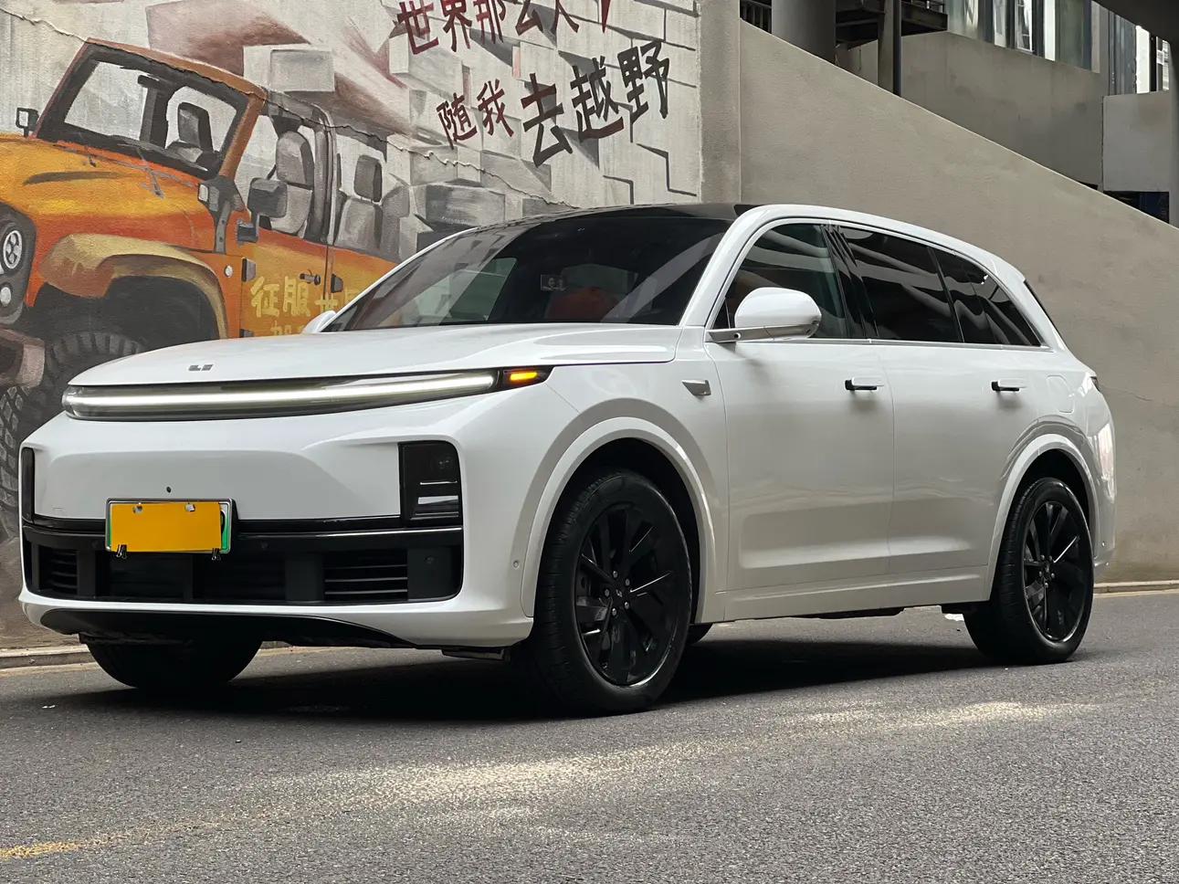 Lixiang L7 2023 г. 50132 км.