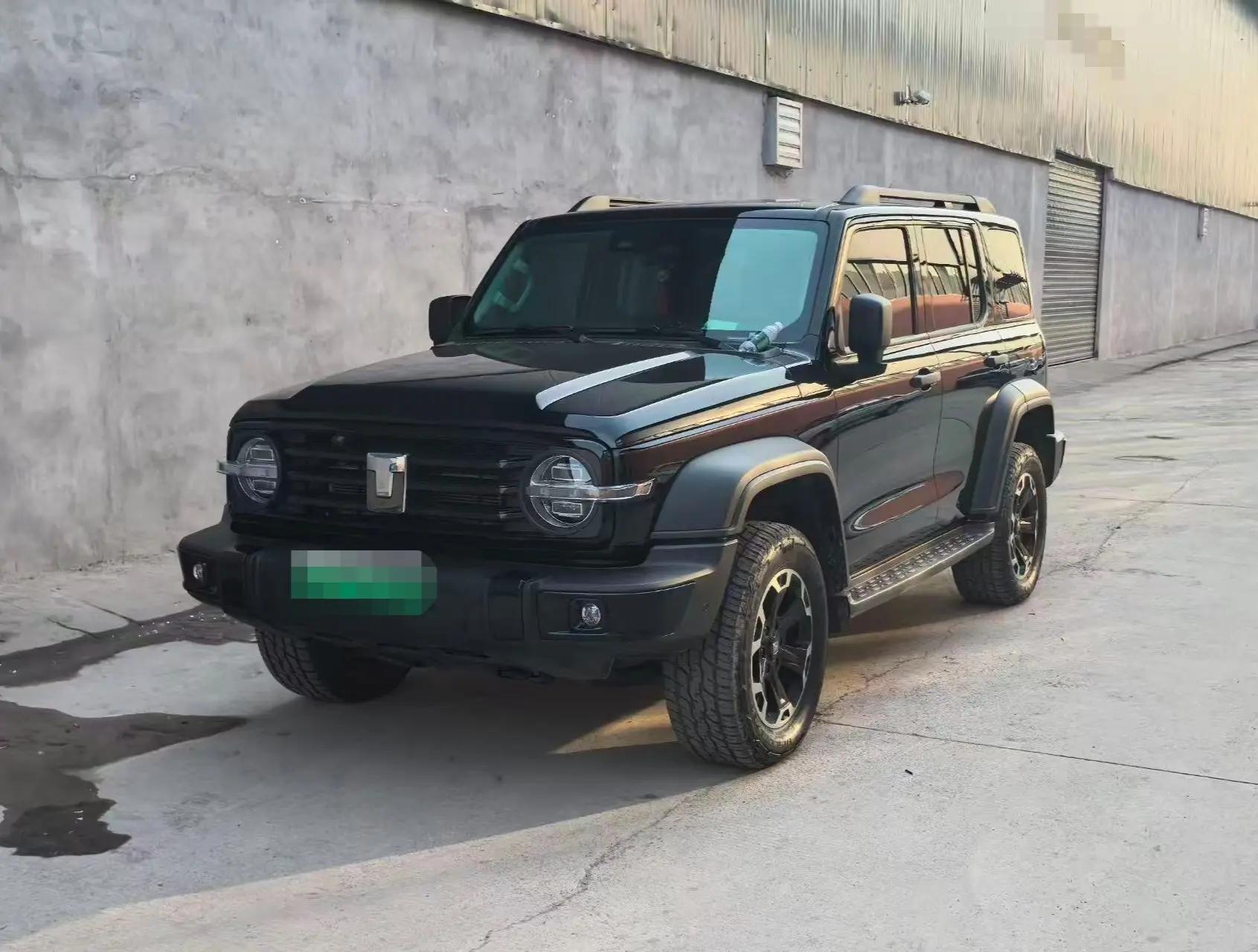 Tank 300 Hi4-T 2025 г. 7370 км.