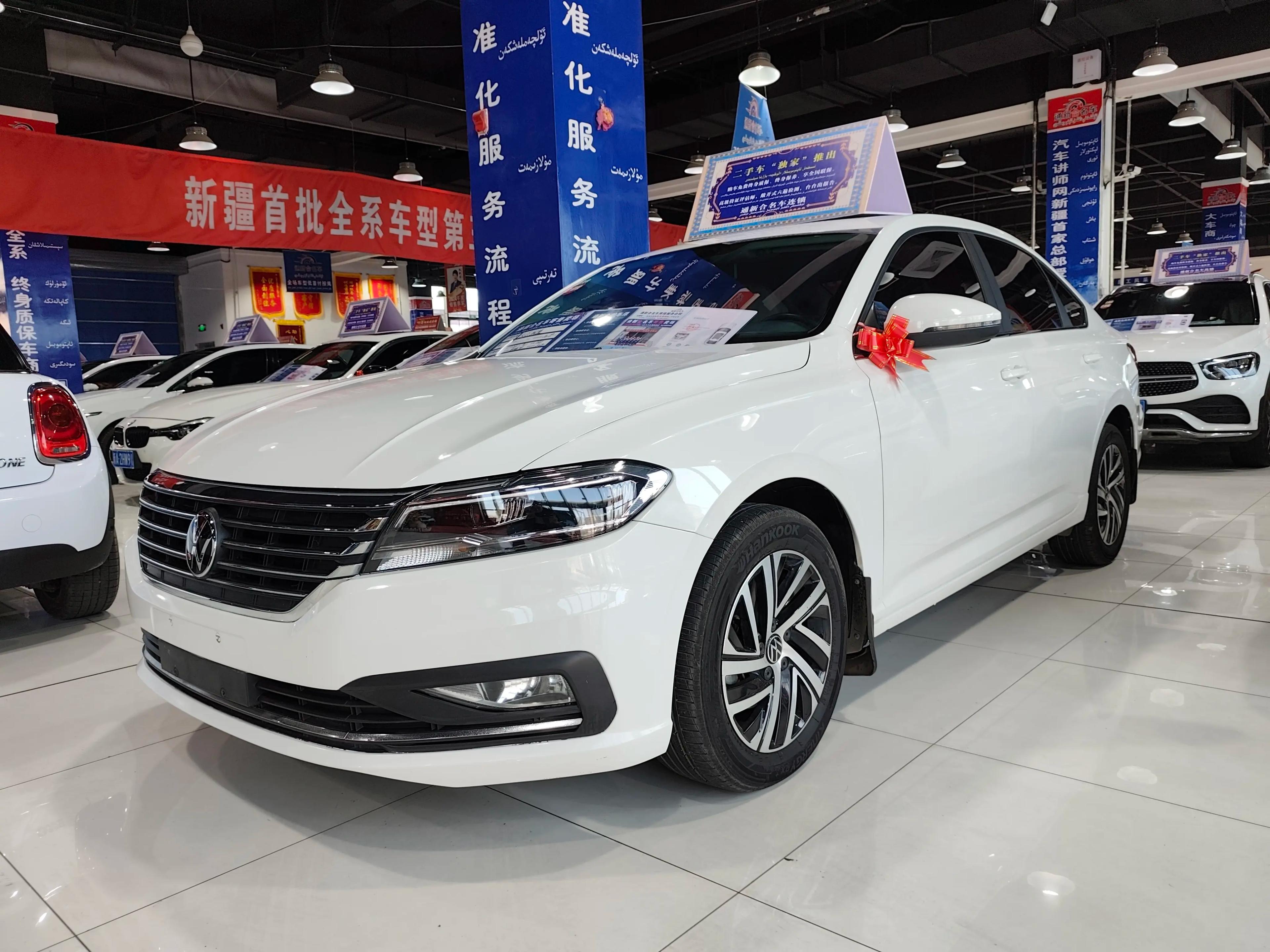 Volkswagen Lavida 2022 г. 36136 км.