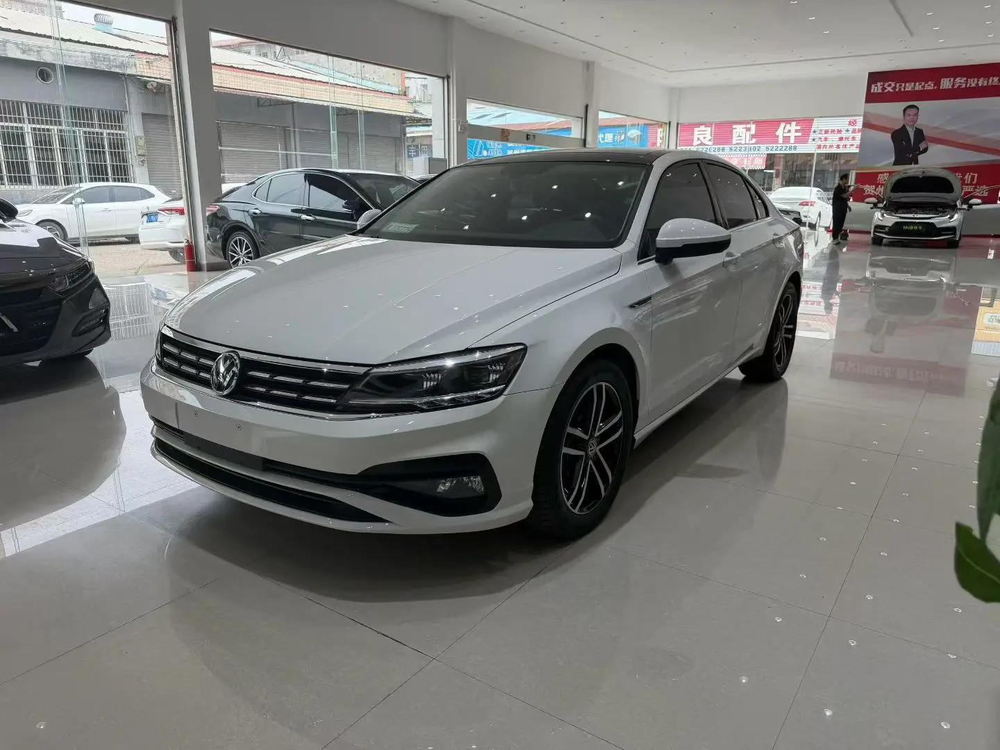 Volkswagen Lamando 2021 г. 39059 км.