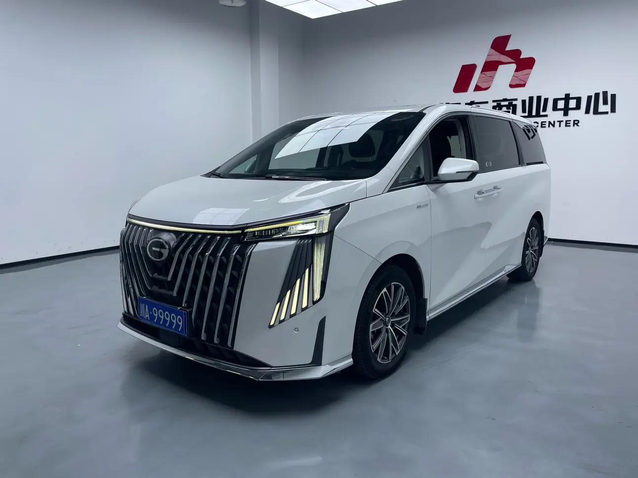 GAC Trumpchi M8 2023 г. 20071 км.