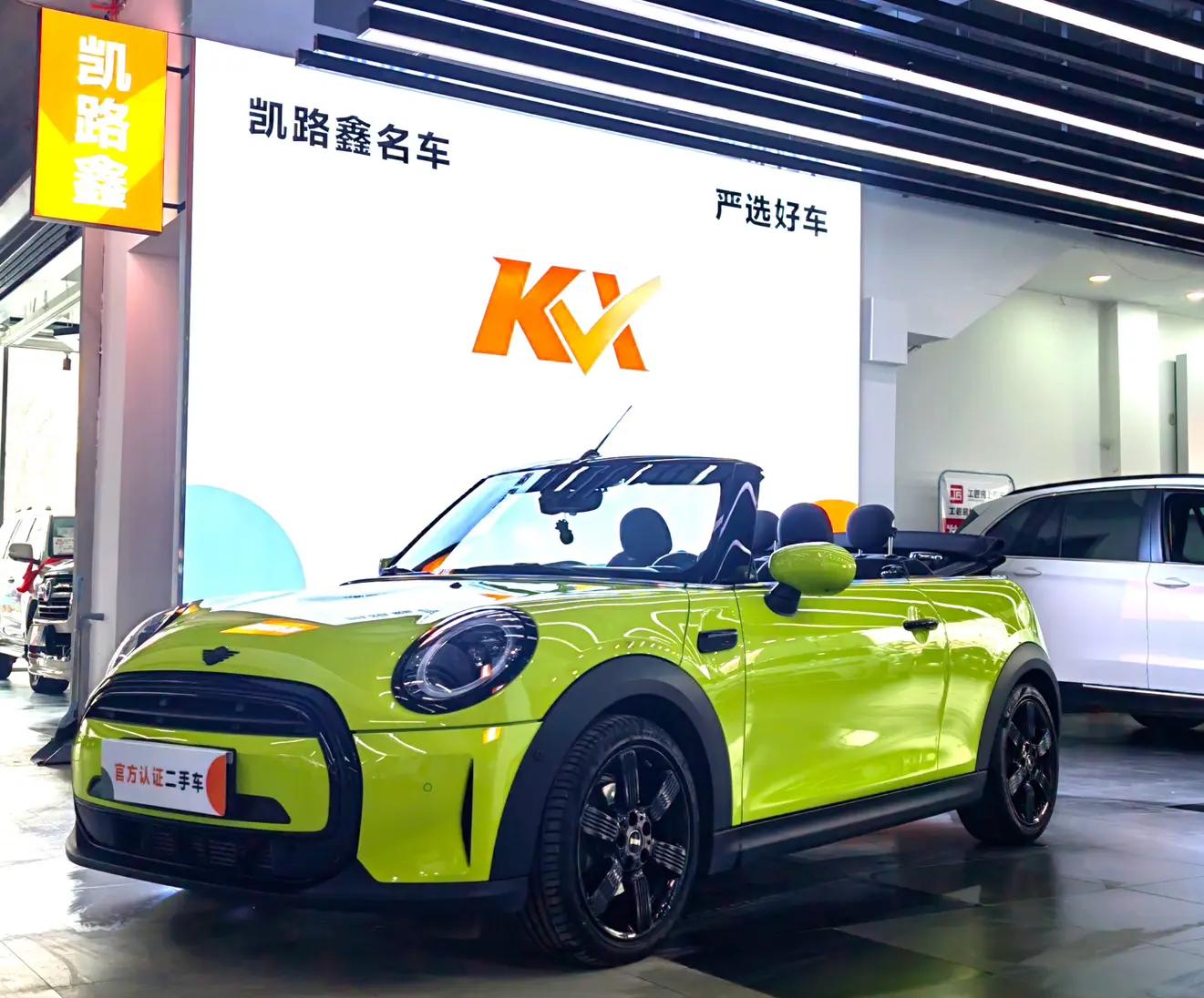 MINI  2023 г. 26143 км.