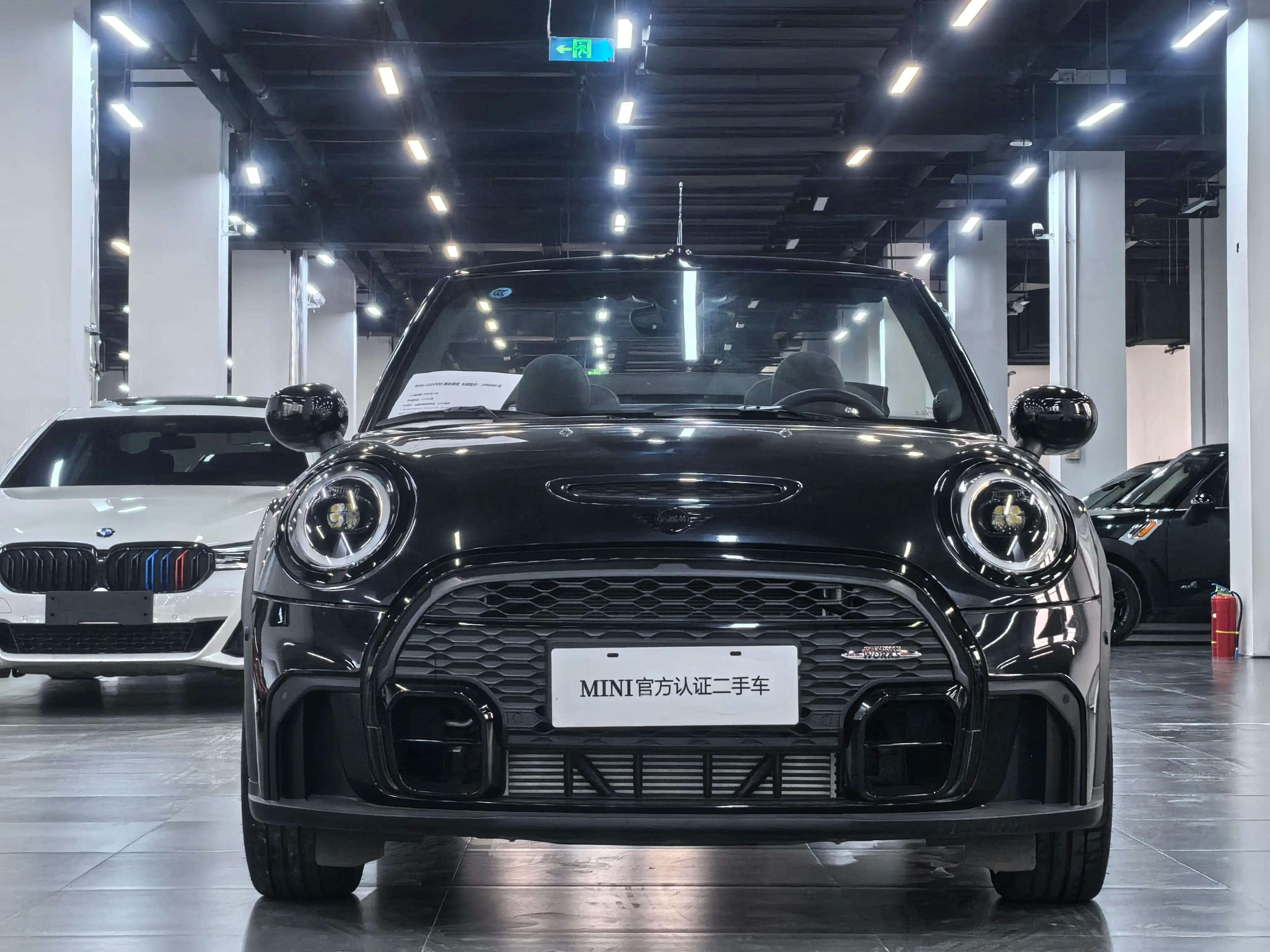 MINI  2025 г. 5139 км.