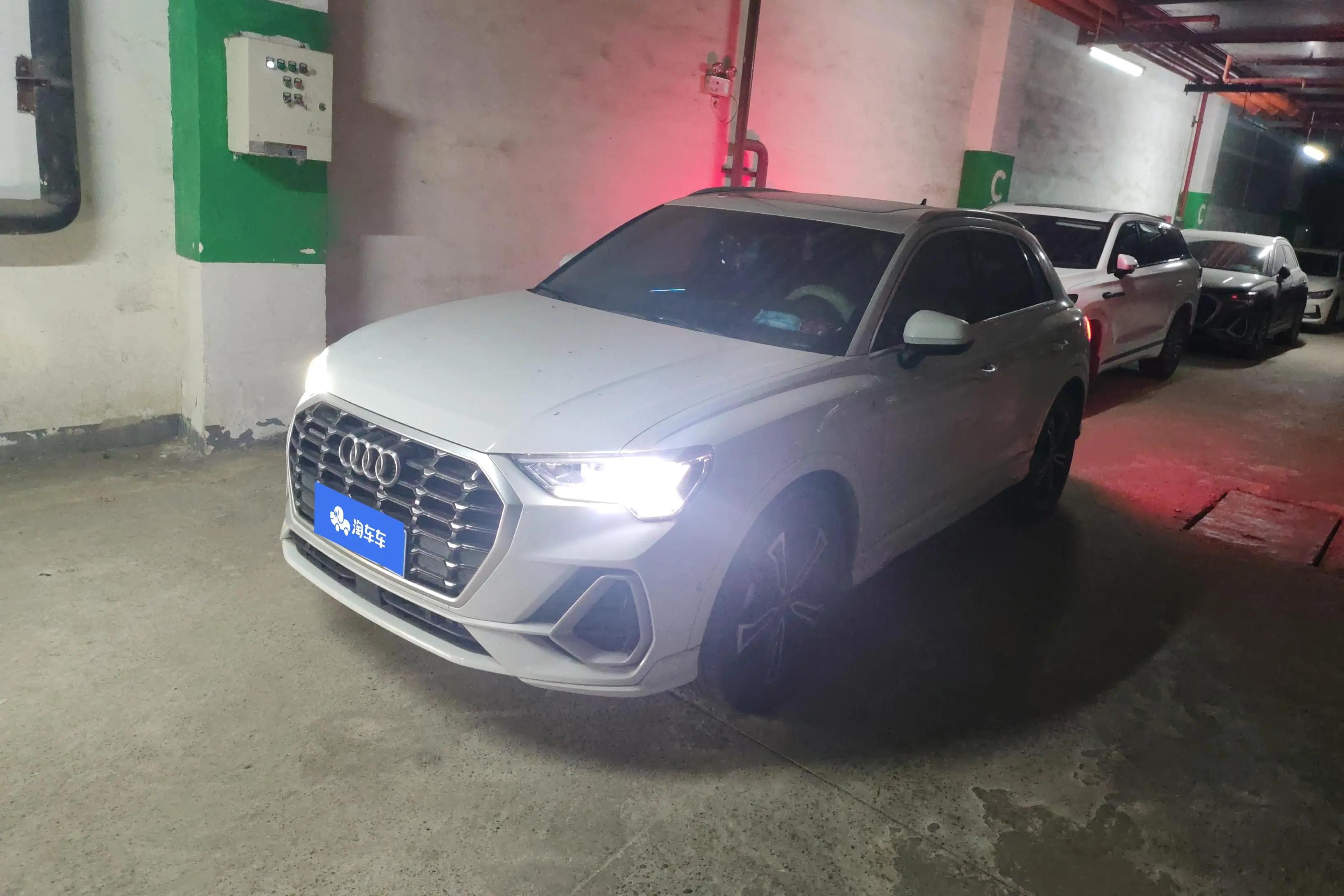 Audi Q3 2021 г. 45087 км.