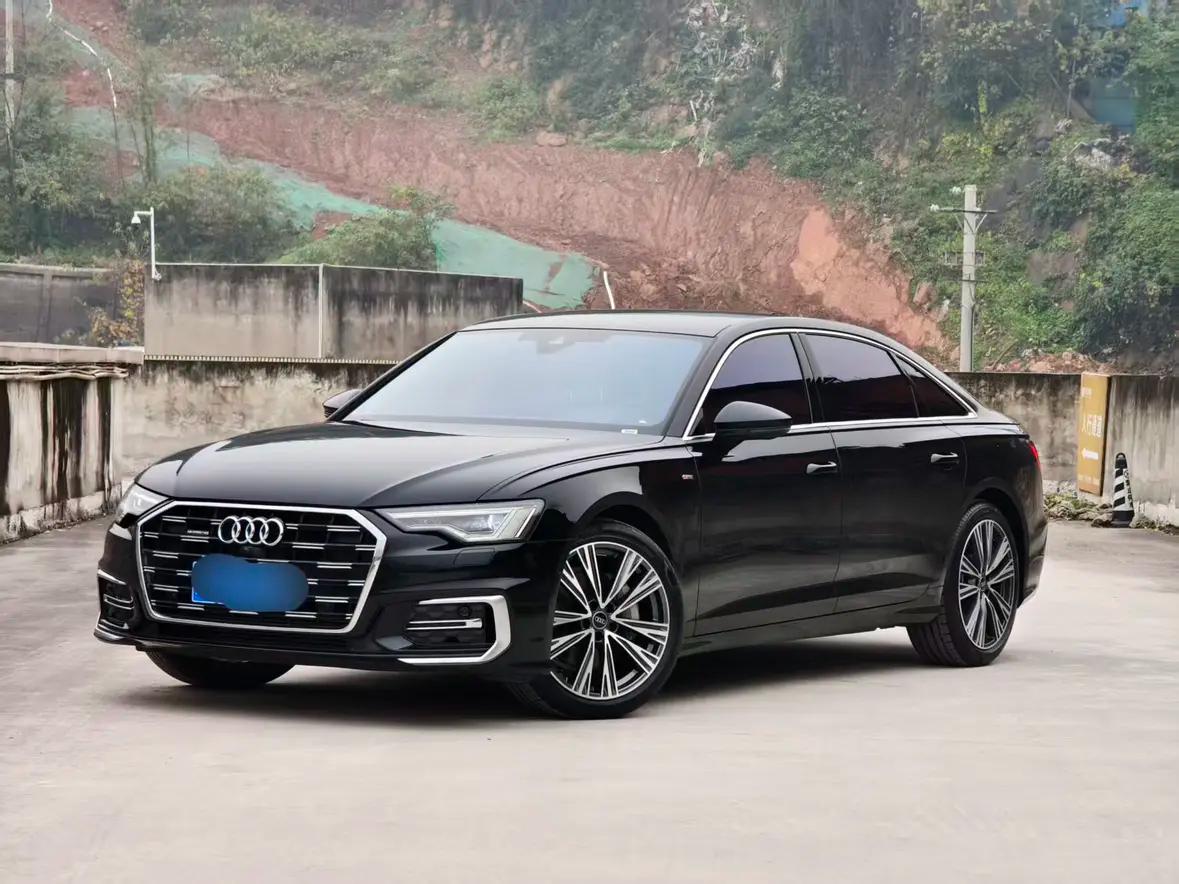Audi A6L 2025 г. 21124 км.