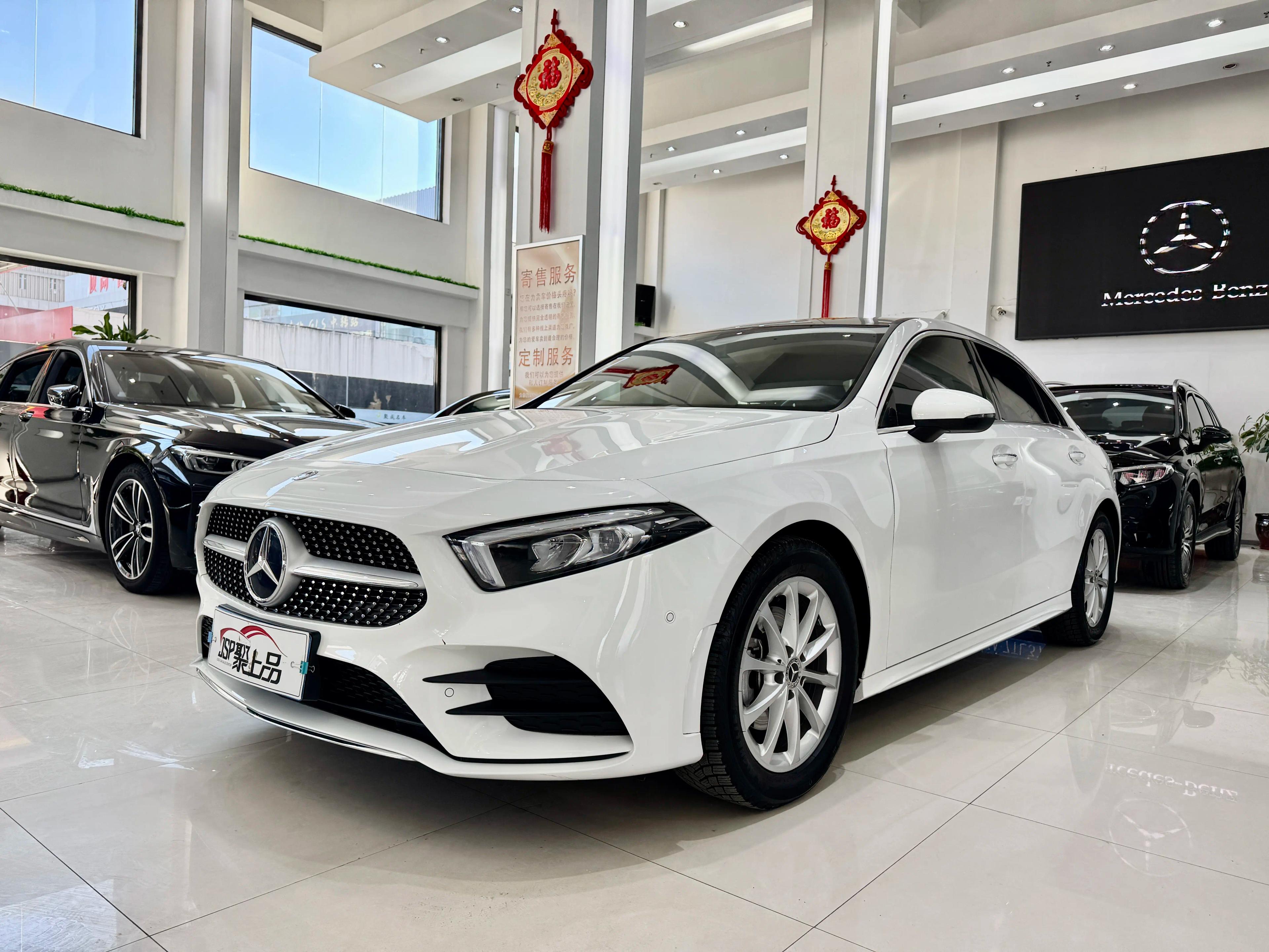 Mercedes-Benz Mercedes Benz A Class 2021 г. 23841 км.