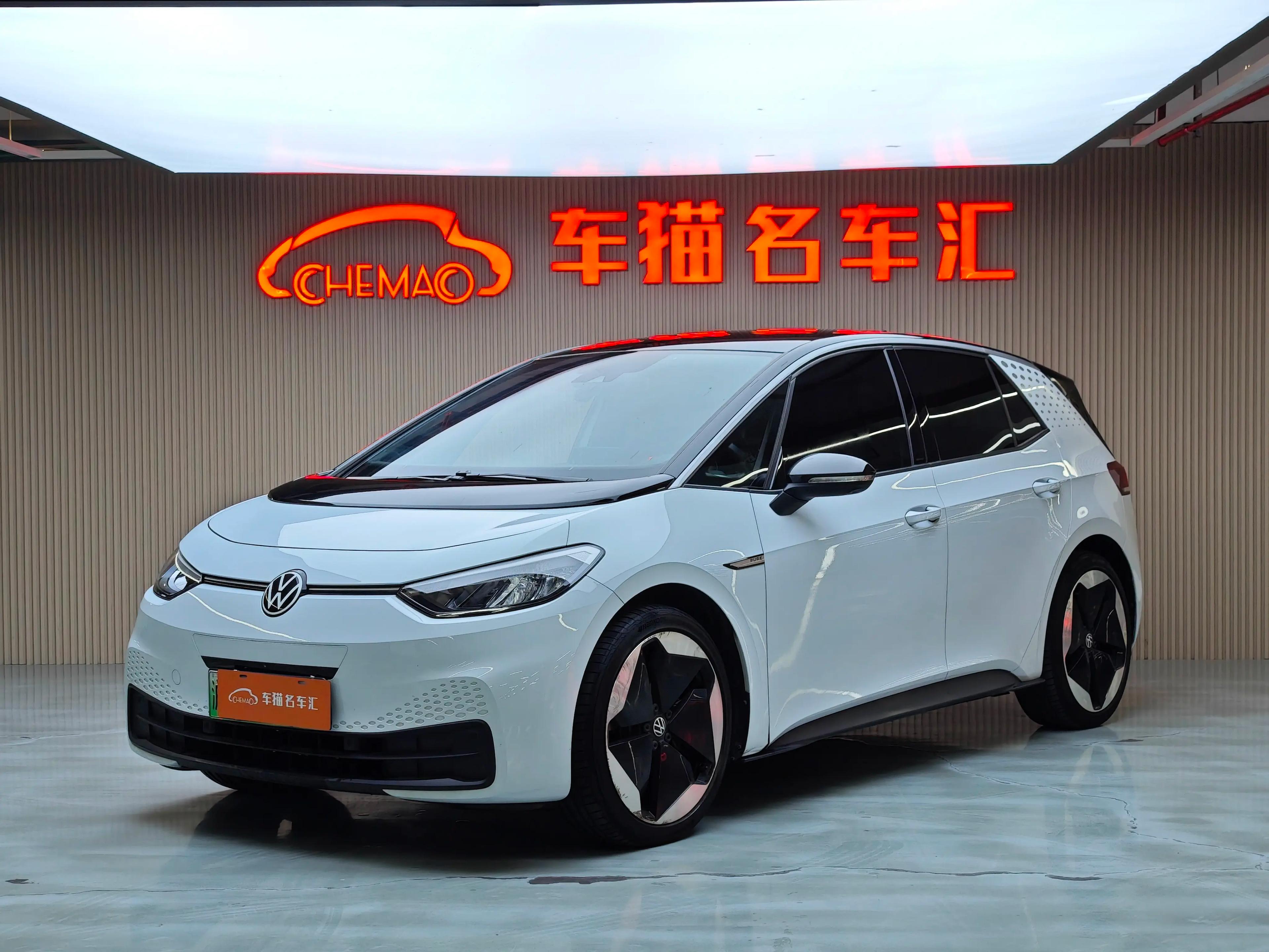 Volkswagen ID.3 2023 г. 38116 км.