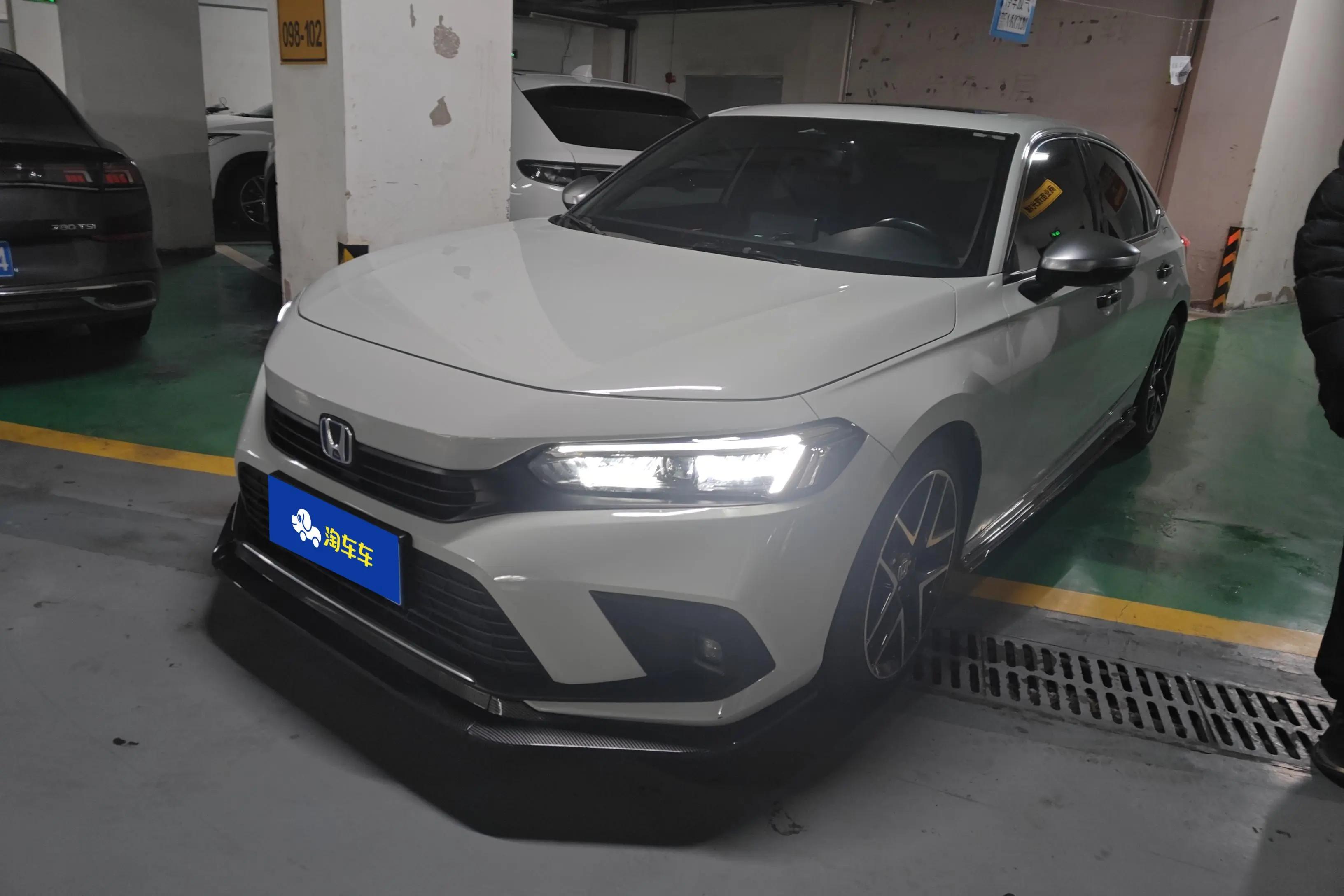 Honda Civic 2022 г. 30617 км.