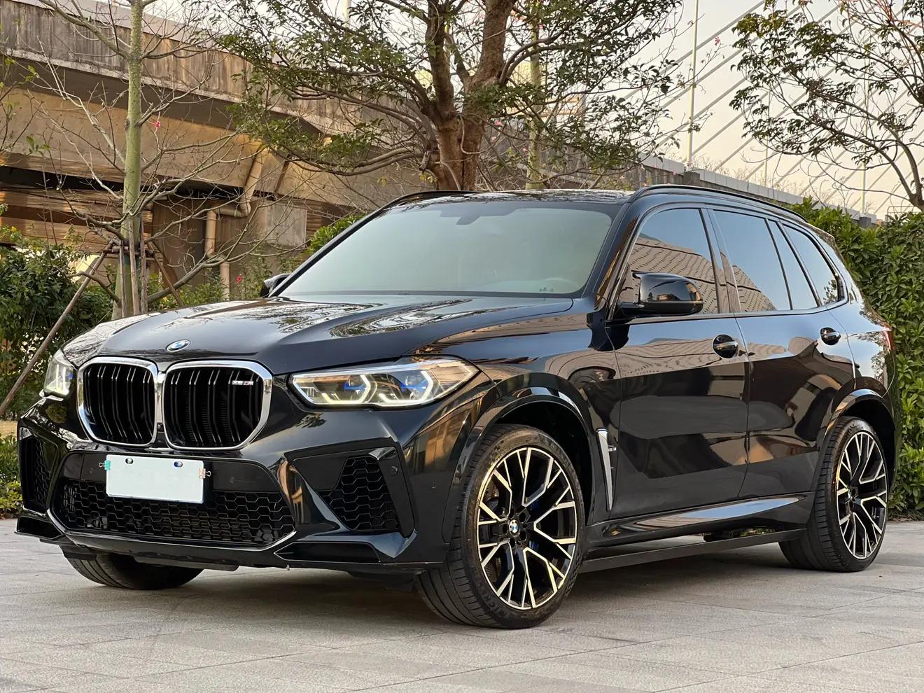 BMW X5M 2021 г. 86733 км.