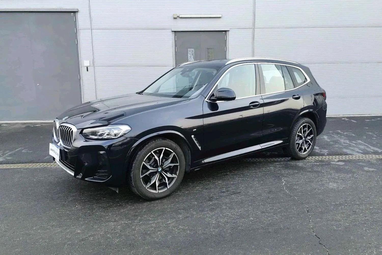 BMW X3 2025 г. 10000 км.