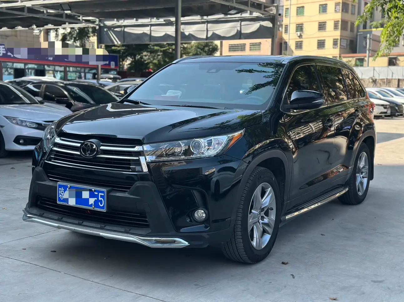 Toyota Highlander 2021 г. 81143 км.
