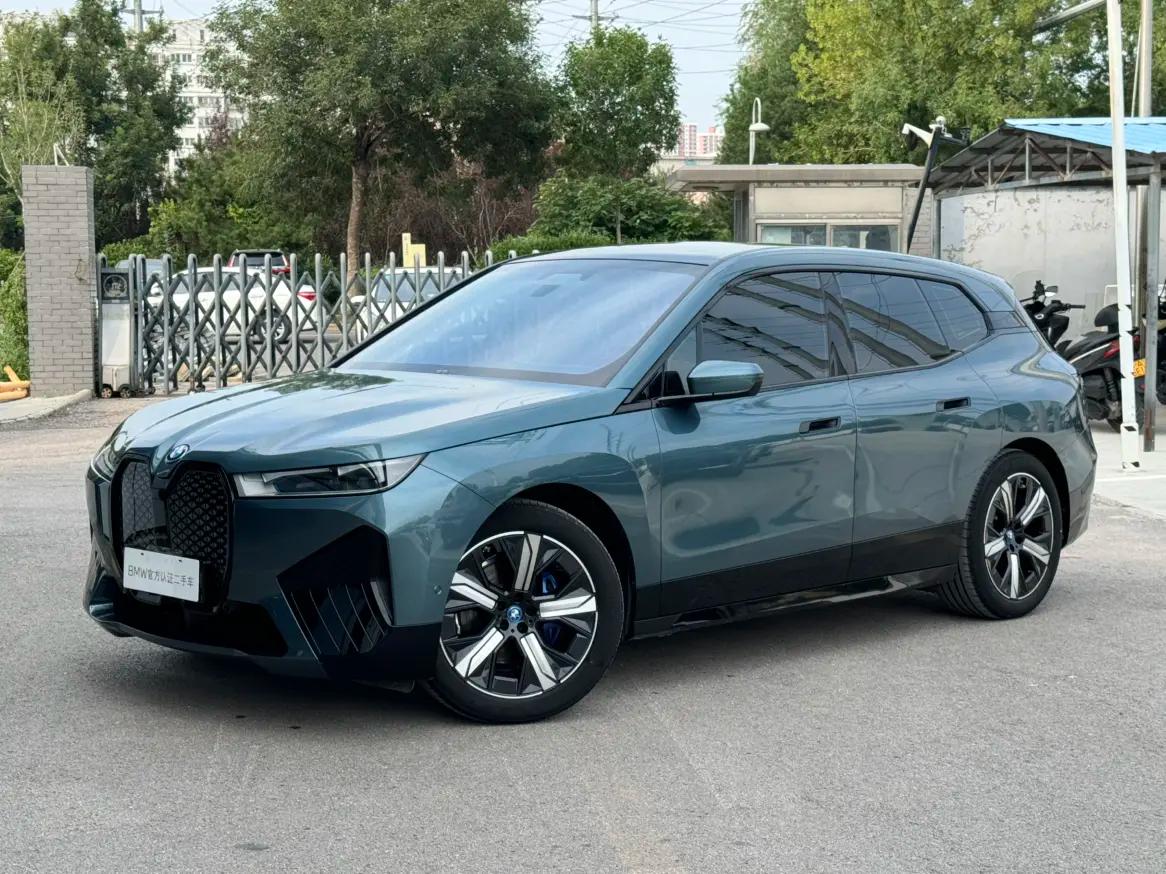 BMW iX 2023 г. 18122 км.