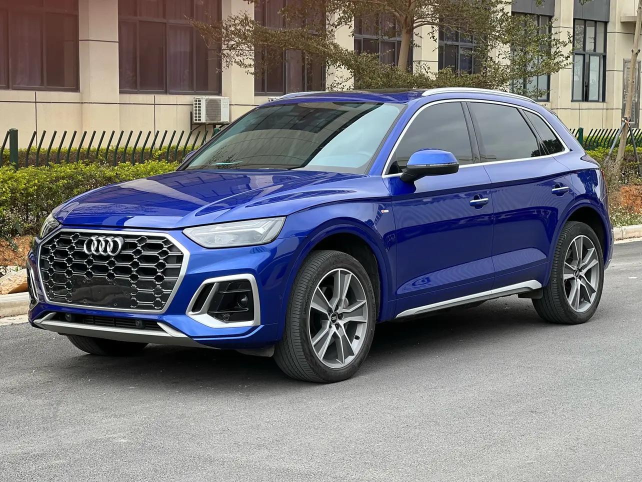 Audi Q5L 2022 г. 45024 км.