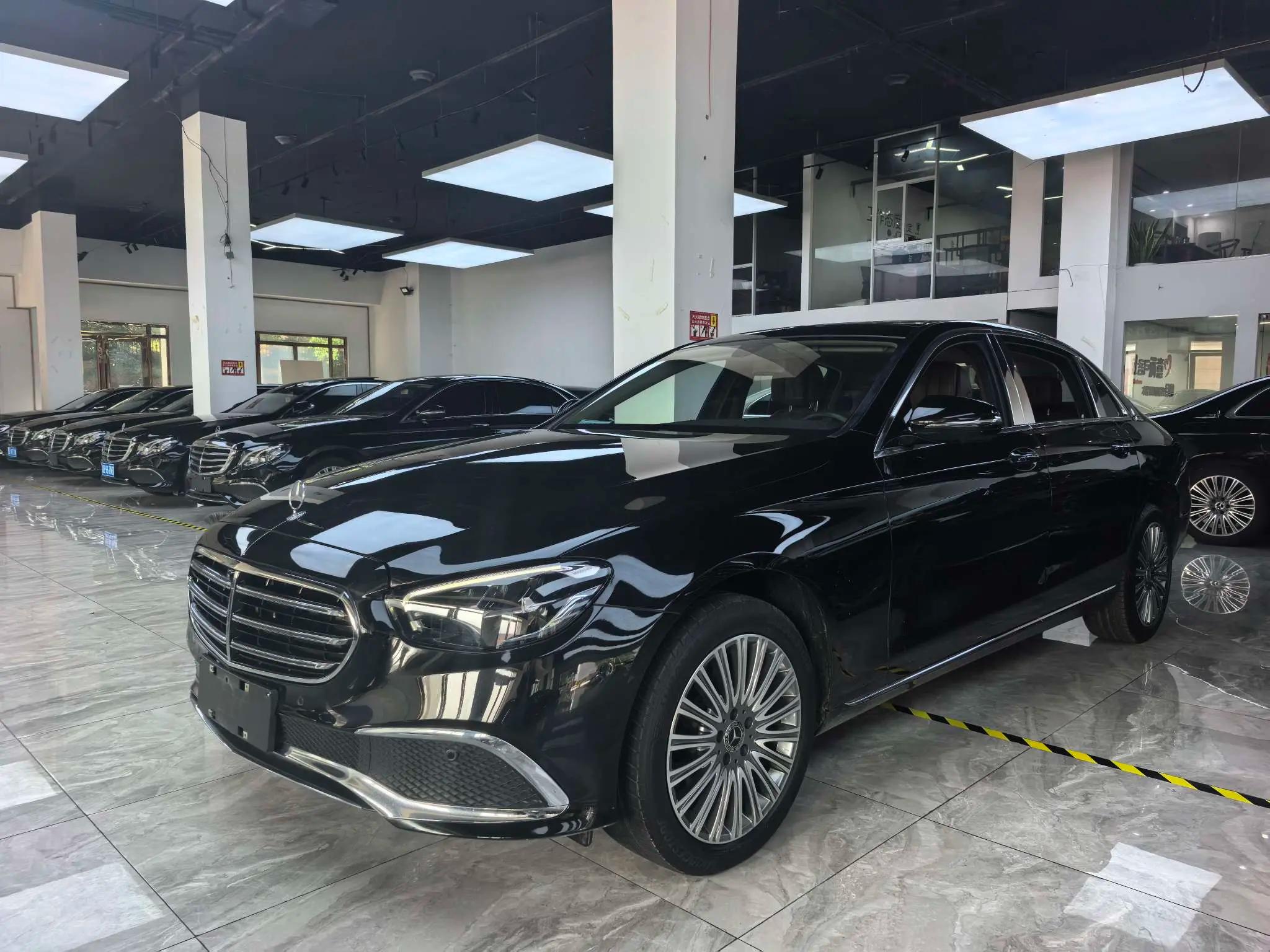 Mercedes-Benz E-Class 2021 г. 86032 км.