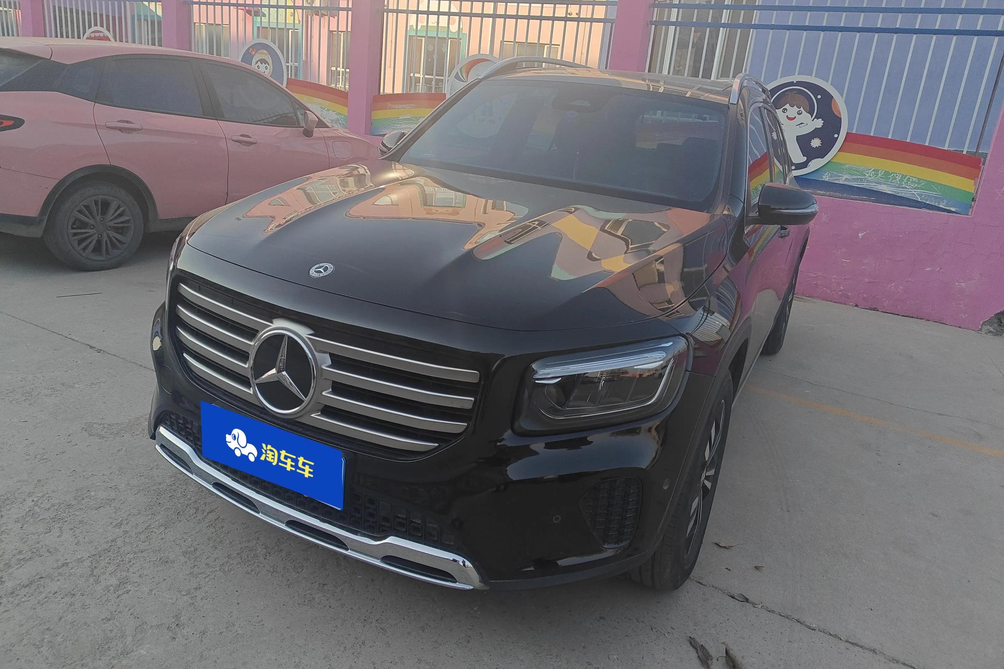 Mercedes-Benz GLB 2024 г. 19302 км.