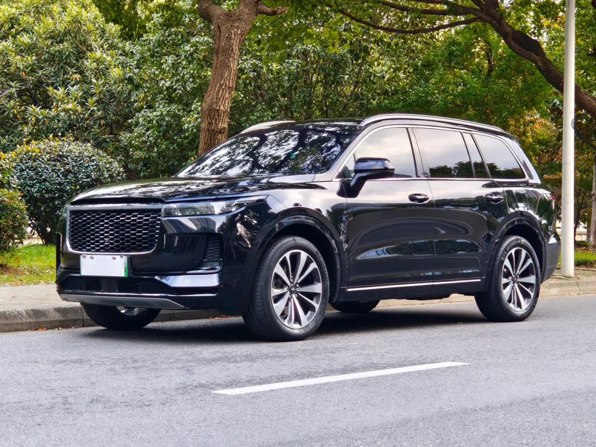 Lixiang ONE 2022 г. 127058 км.