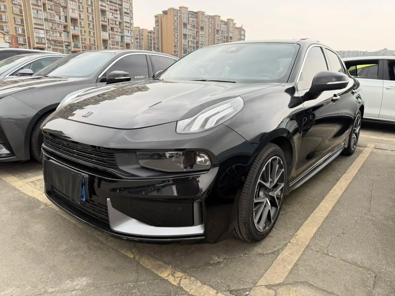 Lynk & Co 03 2022 г. 30106 км.
