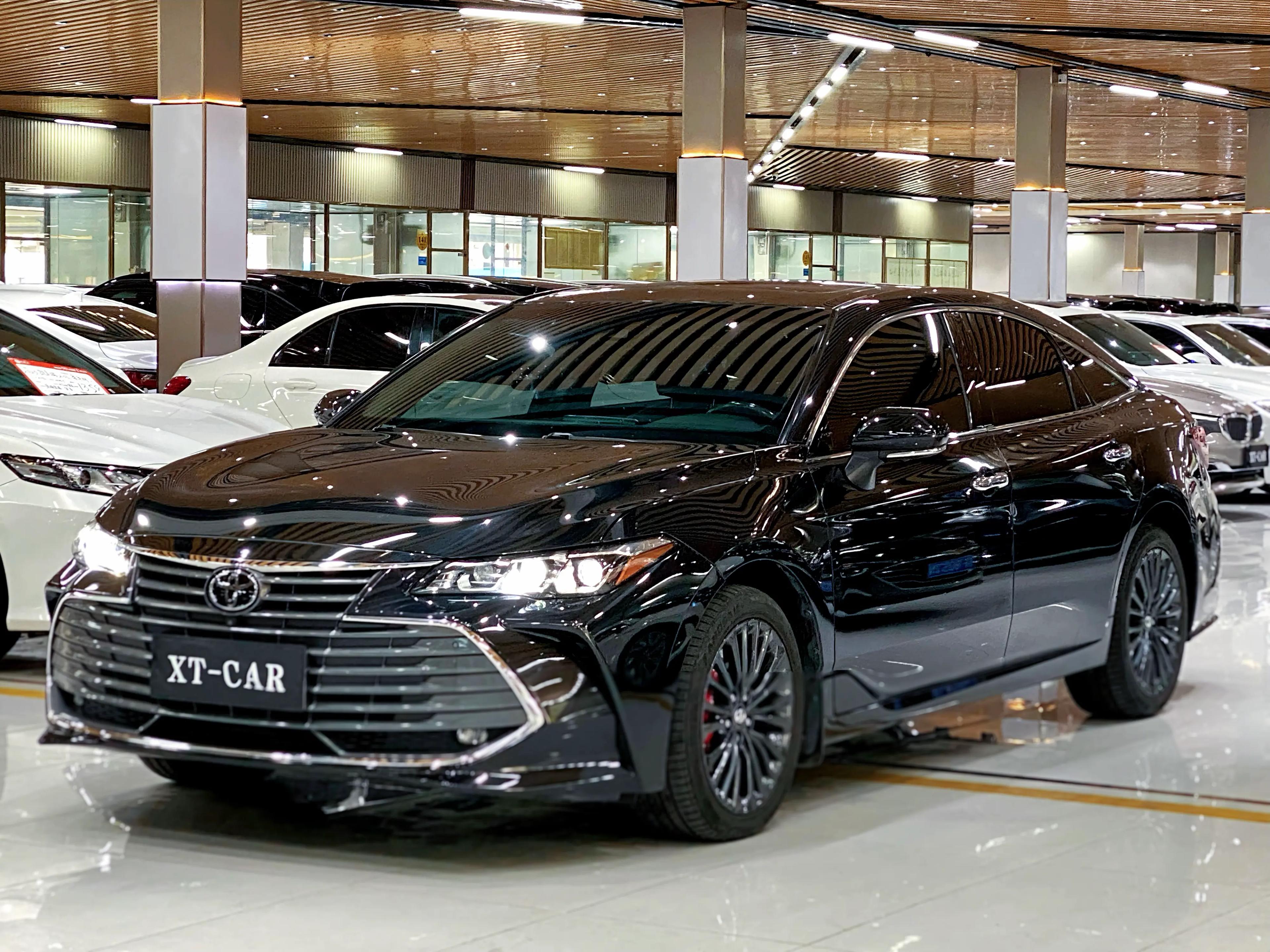 Toyota Avalon 2022 г. 49133 км.