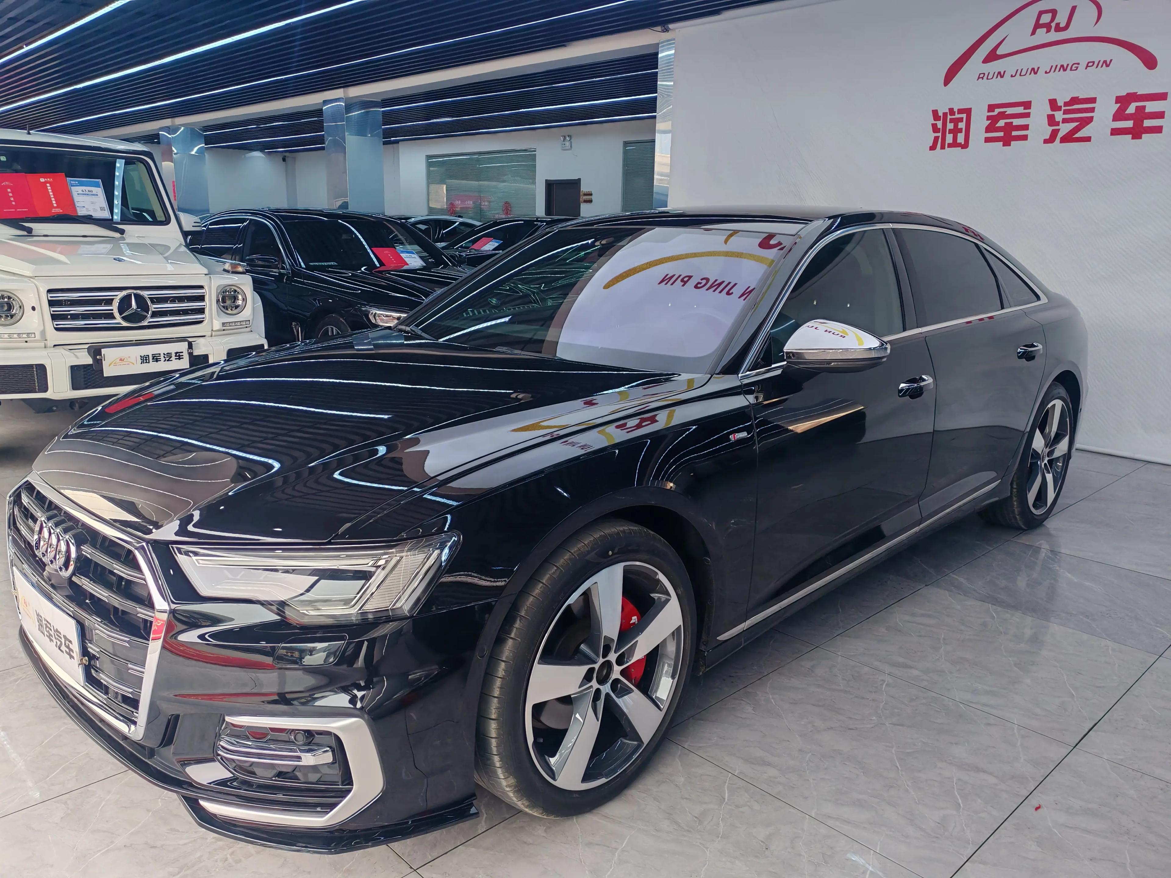 Audi A6L 2023 г. 37342 км.