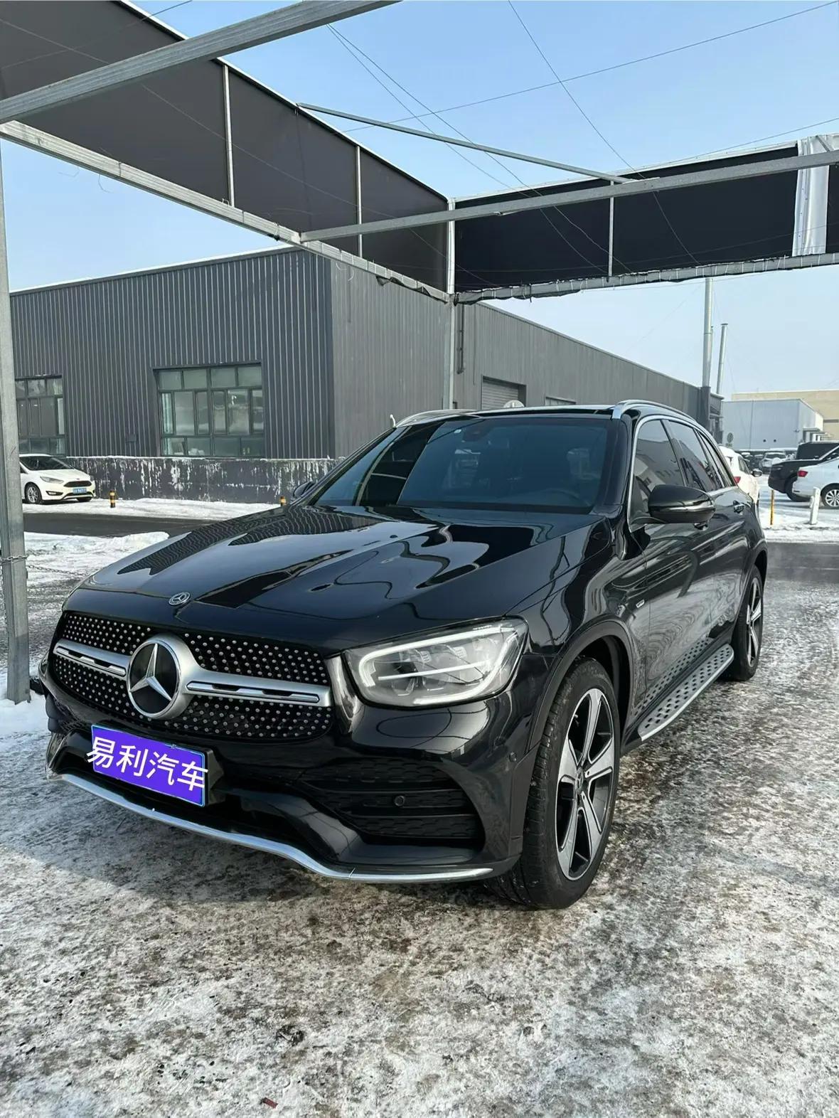 Mercedes-Benz GLC 2022 г. 90145 км.