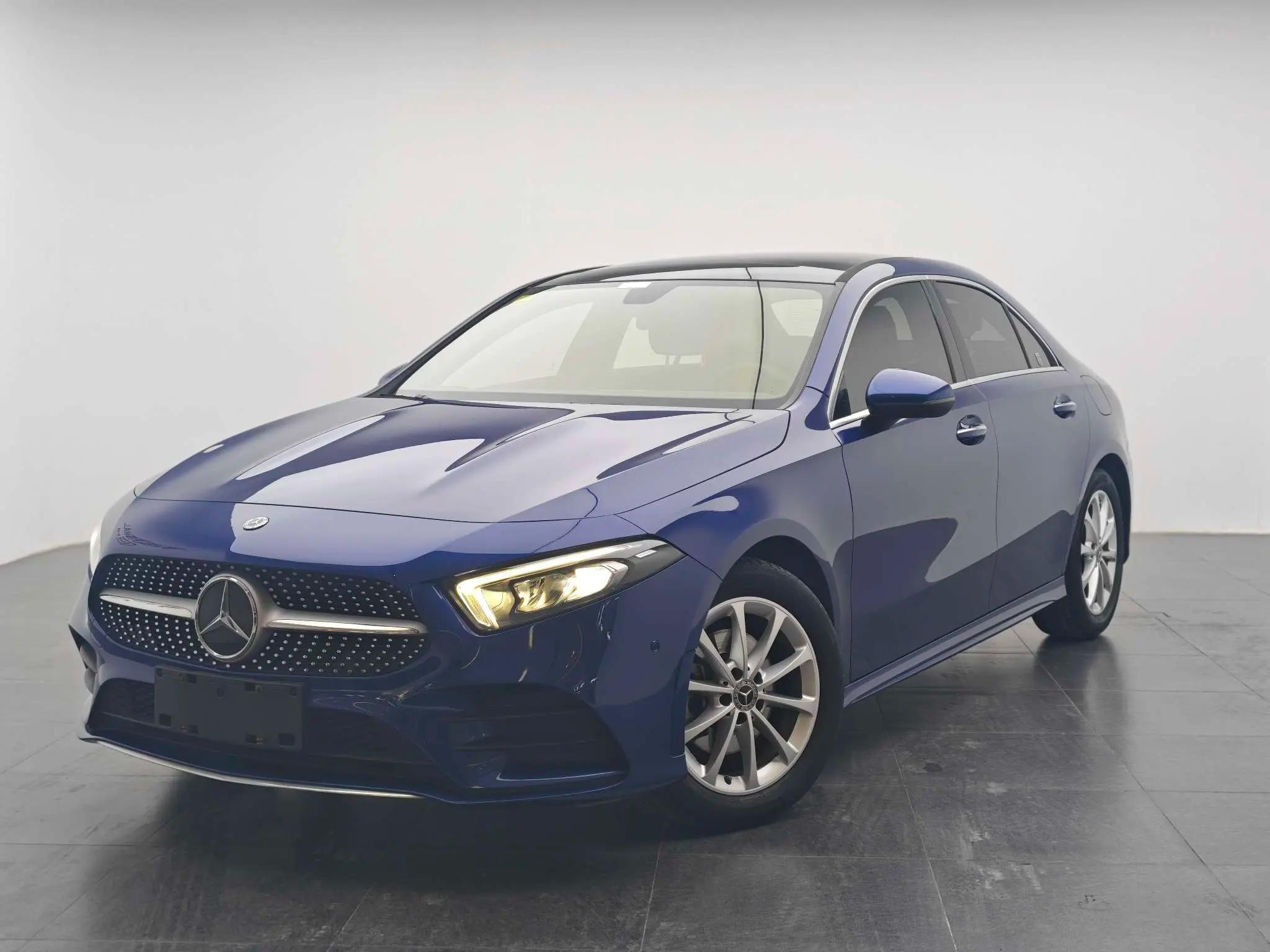 Mercedes-Benz Mercedes Benz A Class 2021 г. 48029 км.