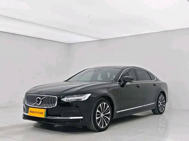 Volvo S90 PHEV 2024 г. 9908 км.