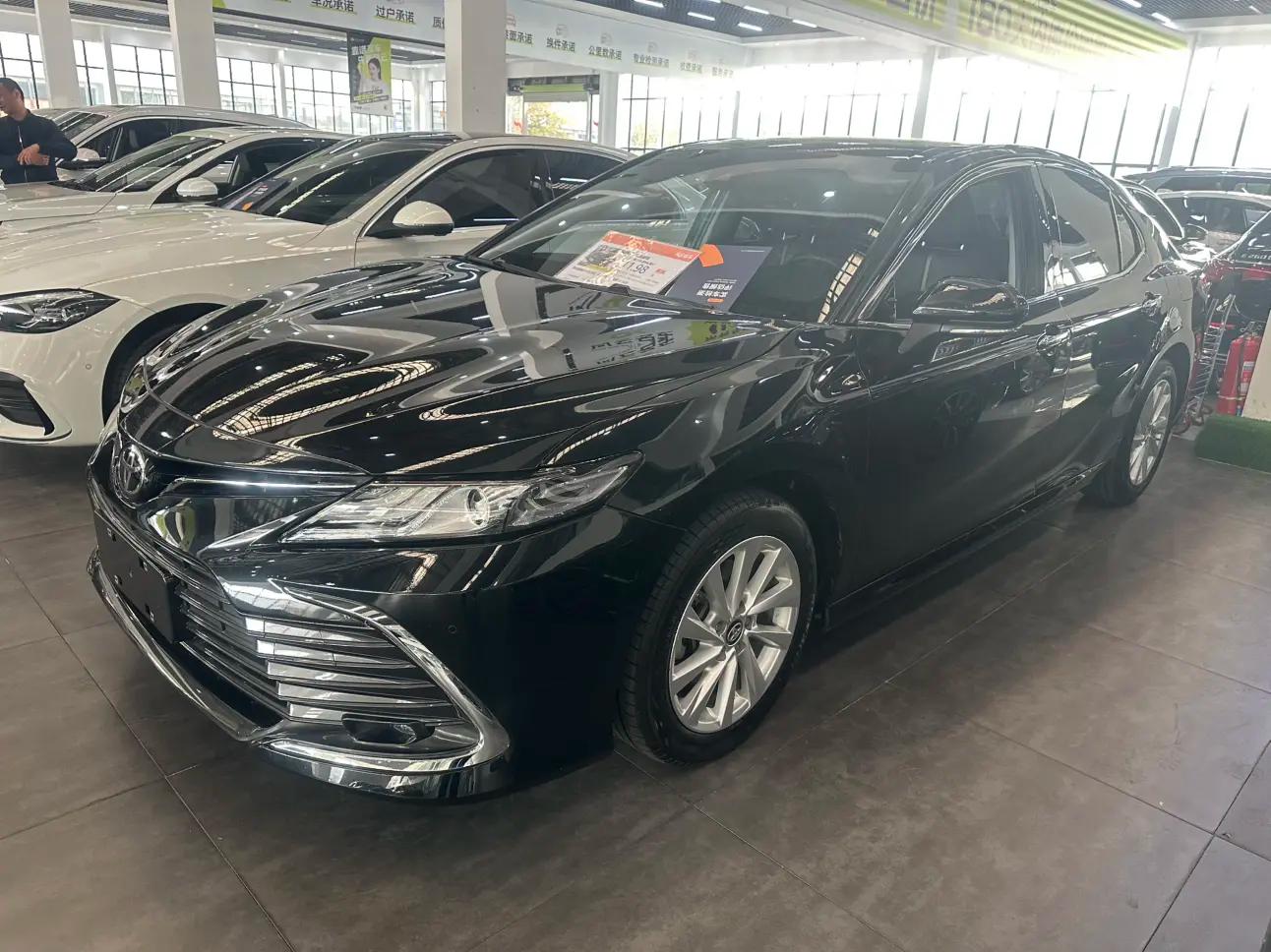 Toyota Camry 2022 г. 24802 км.