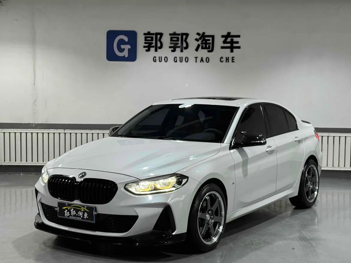 BMW 1 Series 2023 г. 24073 км.