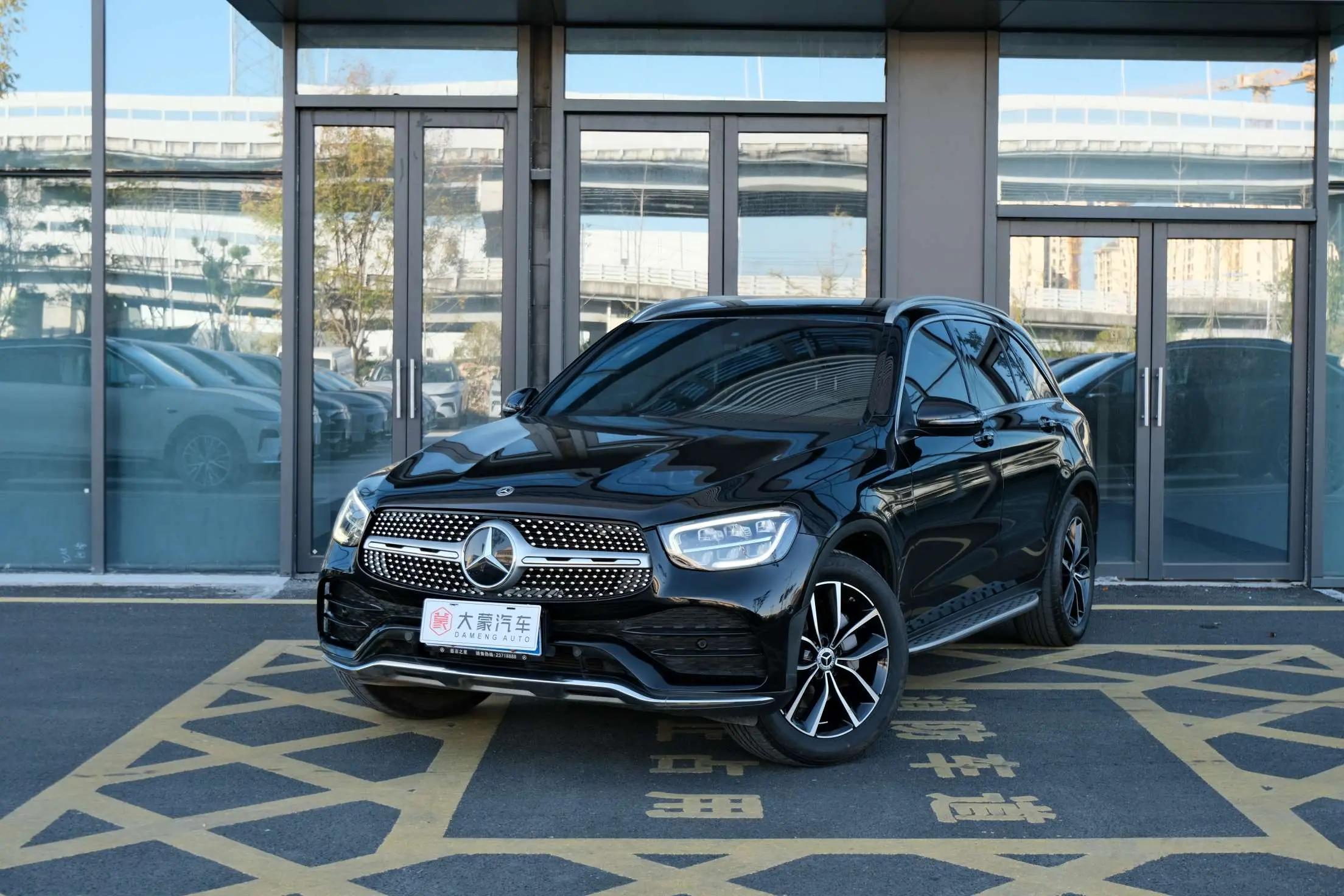 Mercedes-Benz GLC 2022 г. 54074 км.