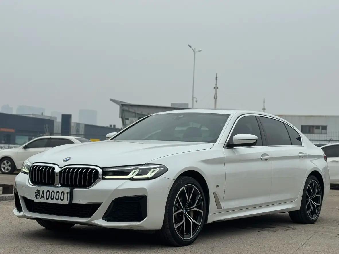 BMW 5 Series 2022 г. 74024 км.