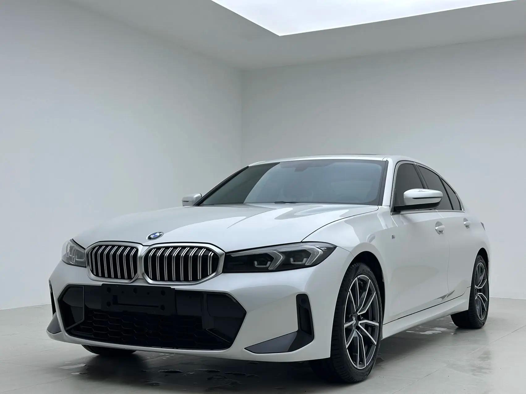 BMW 3 Series 2023 г. 14043 км.