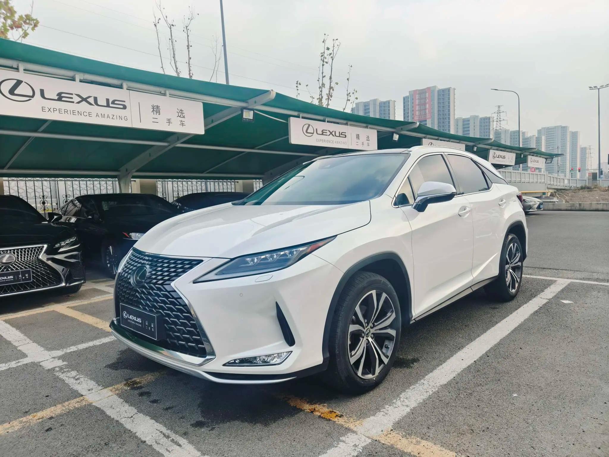 Lexus RX 2022 г. 40036 км.