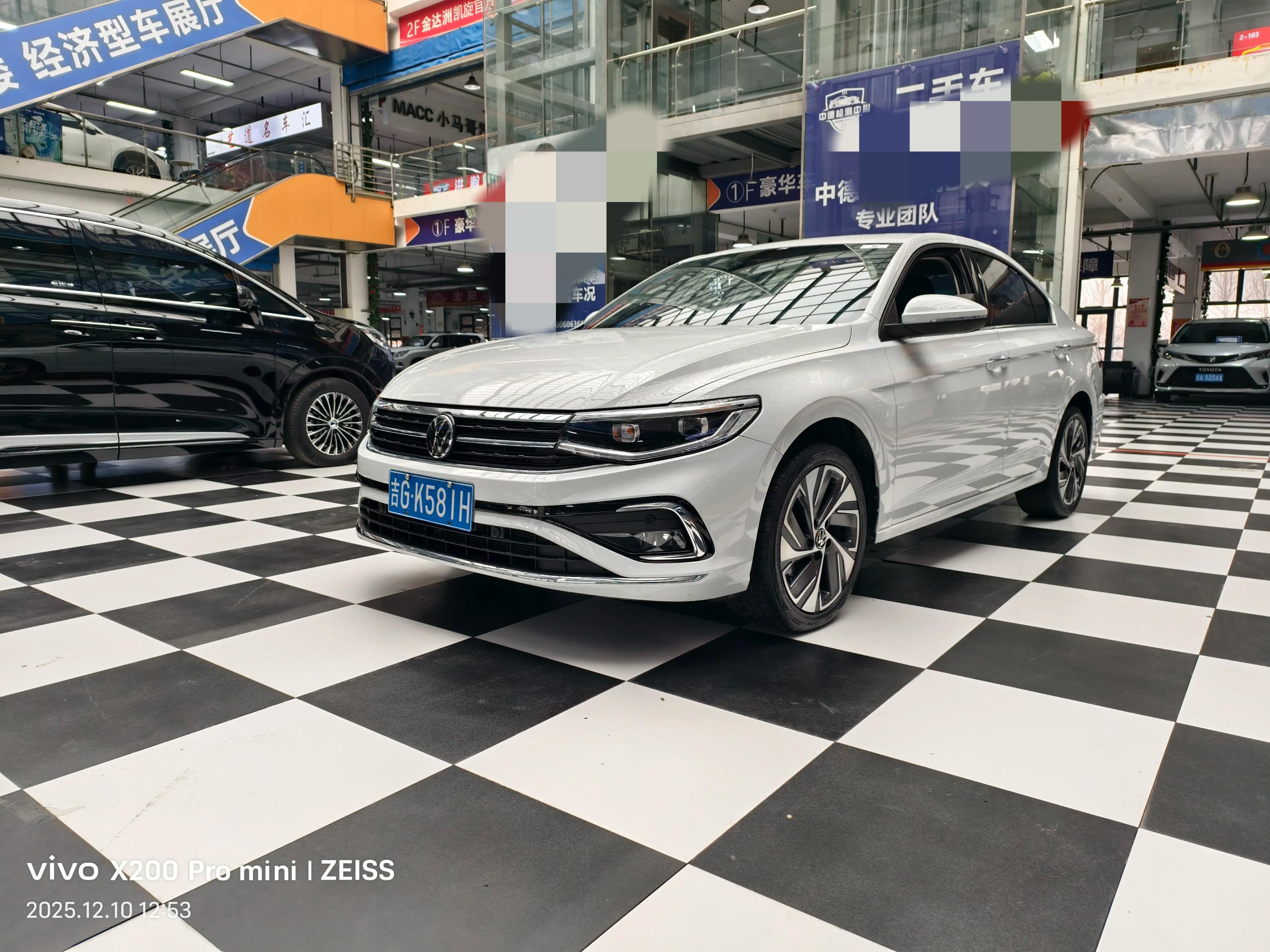 Volkswagen Bora 2023 г. 48032 км.