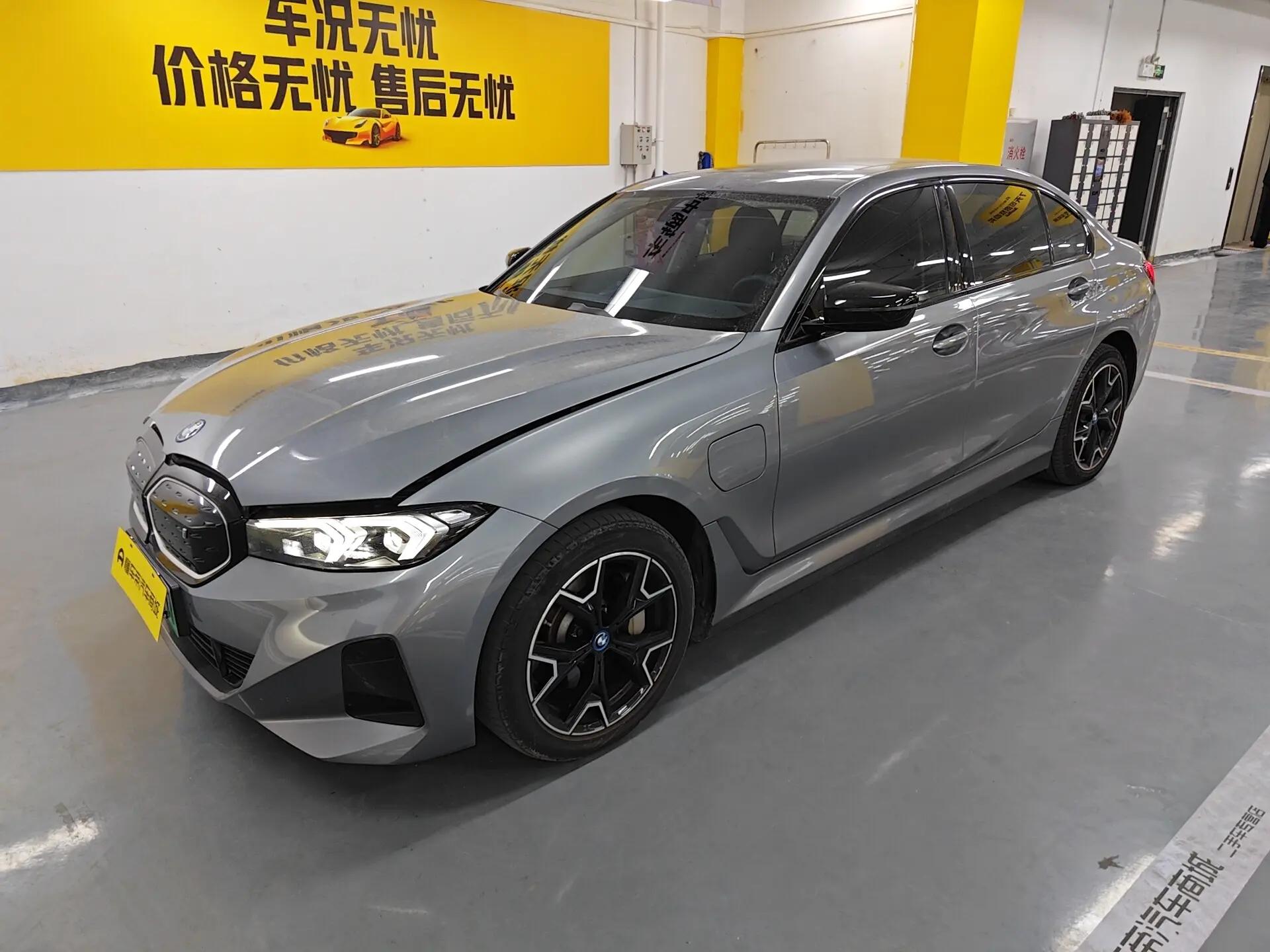 BMW i3 2024 г. 33946 км.