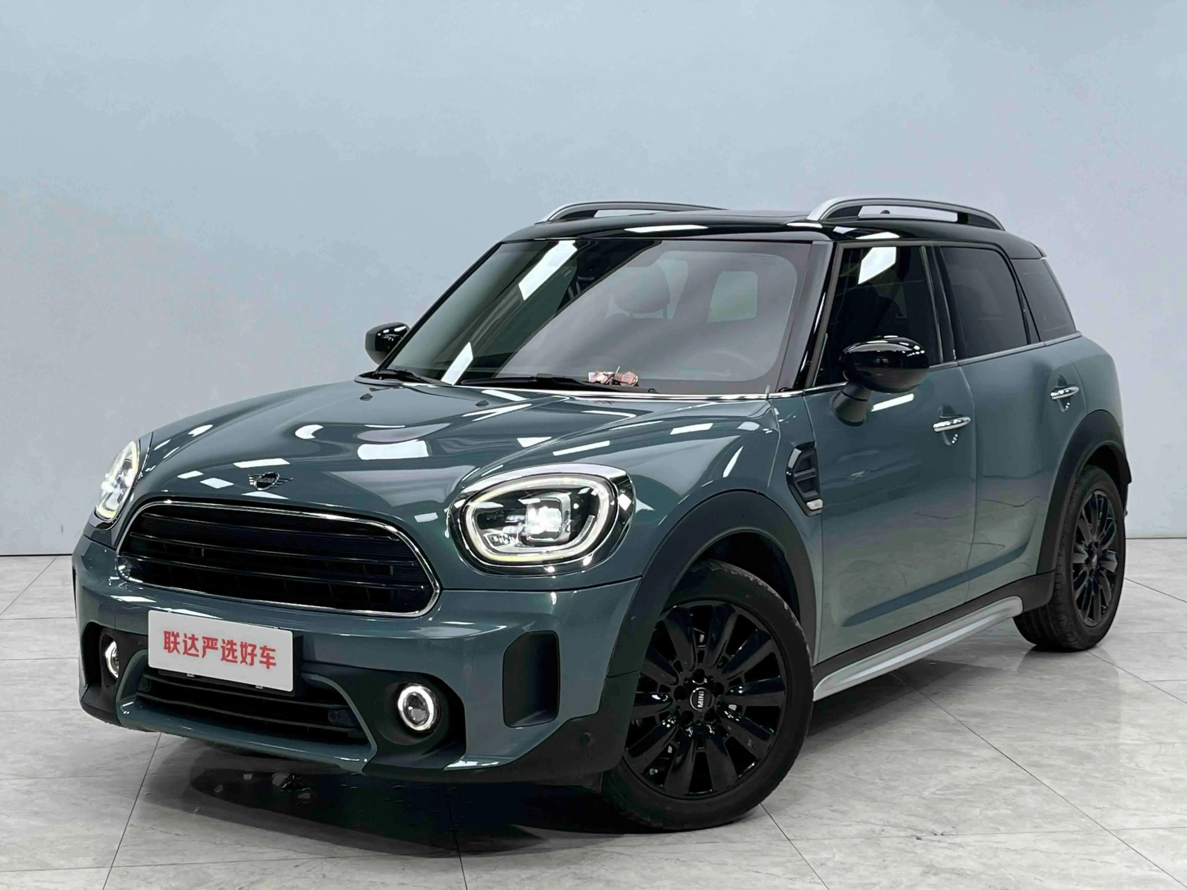 MINI COUNTRYMAN 2022 г. 44276 км.