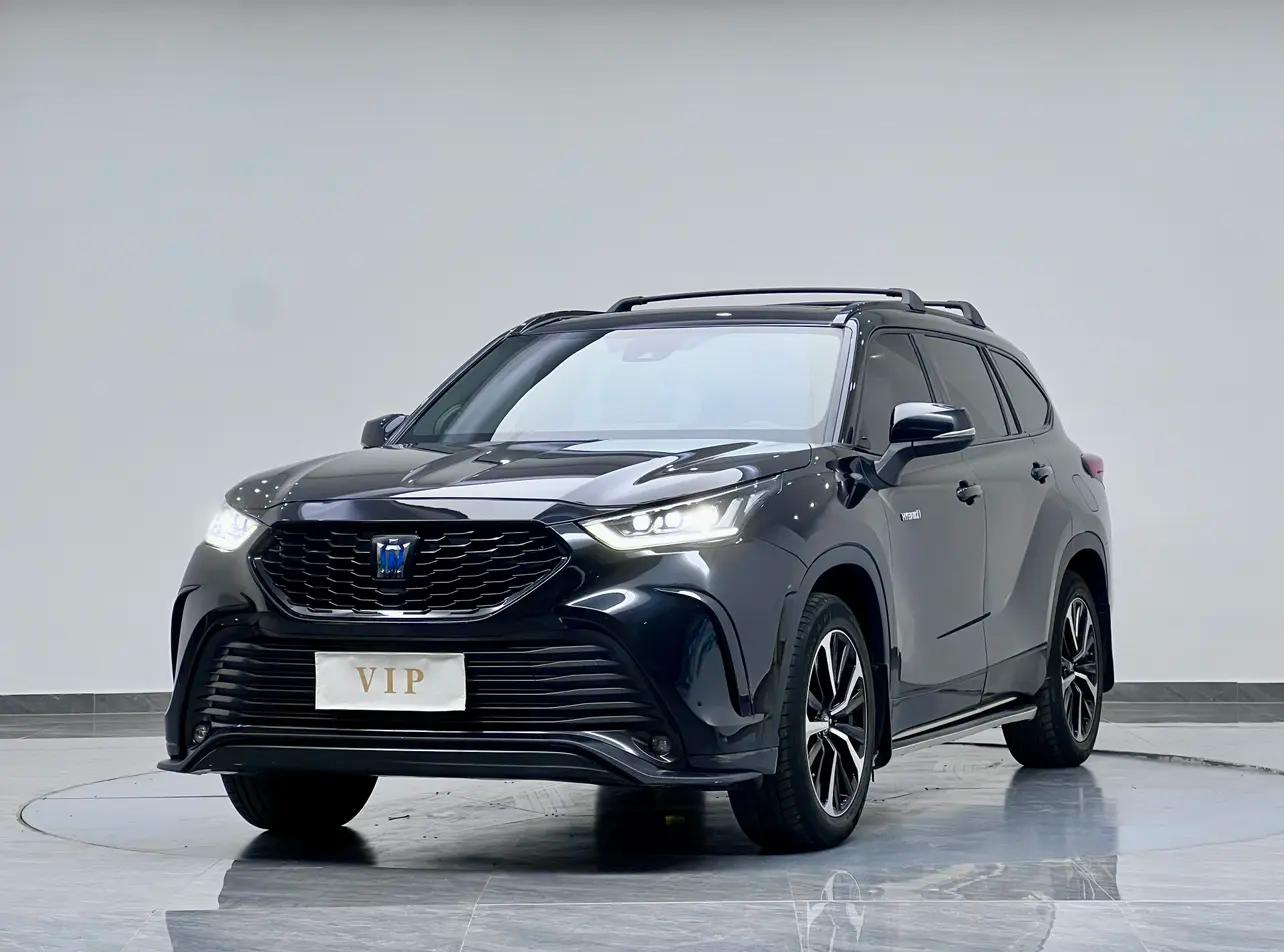 Toyota Crown Kluger 2021 г. 98122 км.