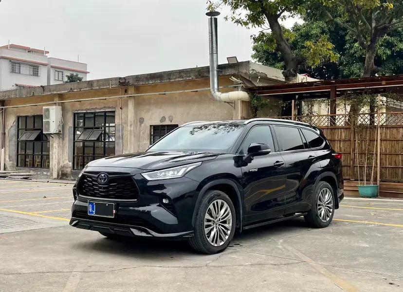 Toyota Highlander 2022 г. 70017 км.
