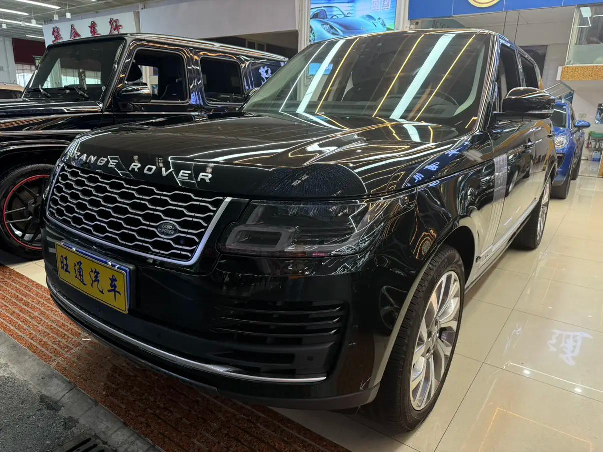 Land Rover Range rover 2021 г. 77023 км.
