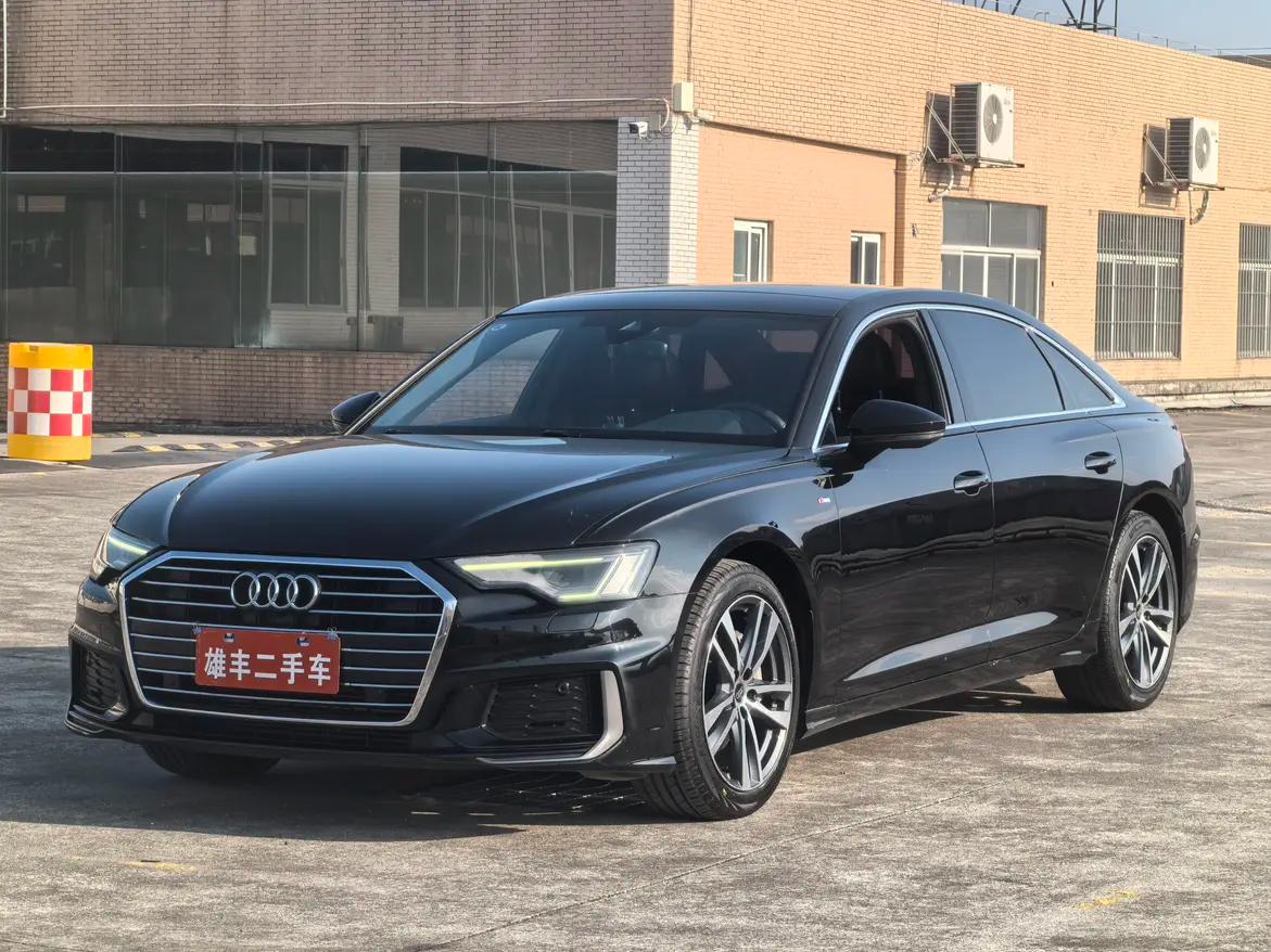 Audi A6L 2022 г. 52028 км.