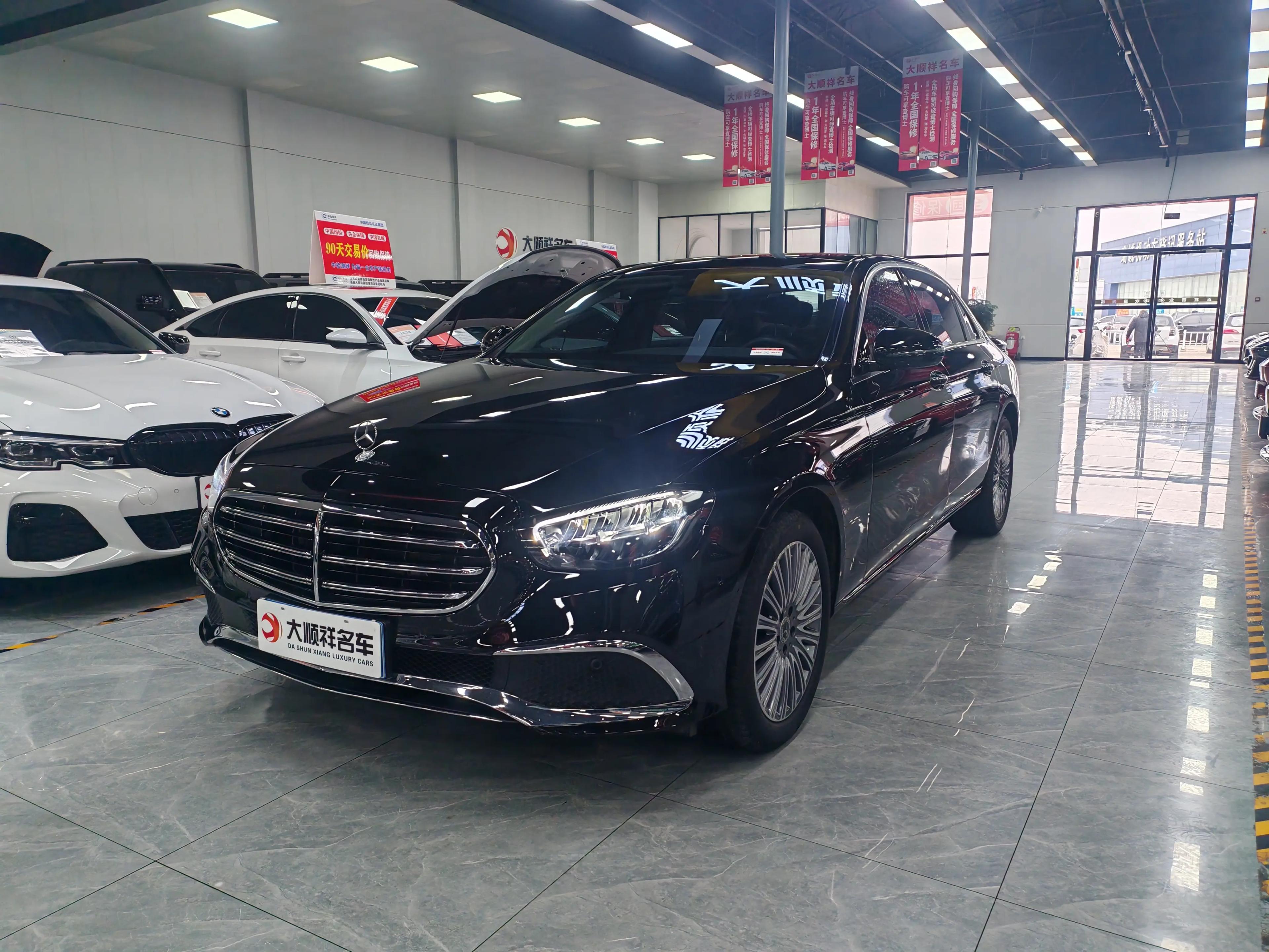 Mercedes-Benz E-Class 2023 г. 18642 км.