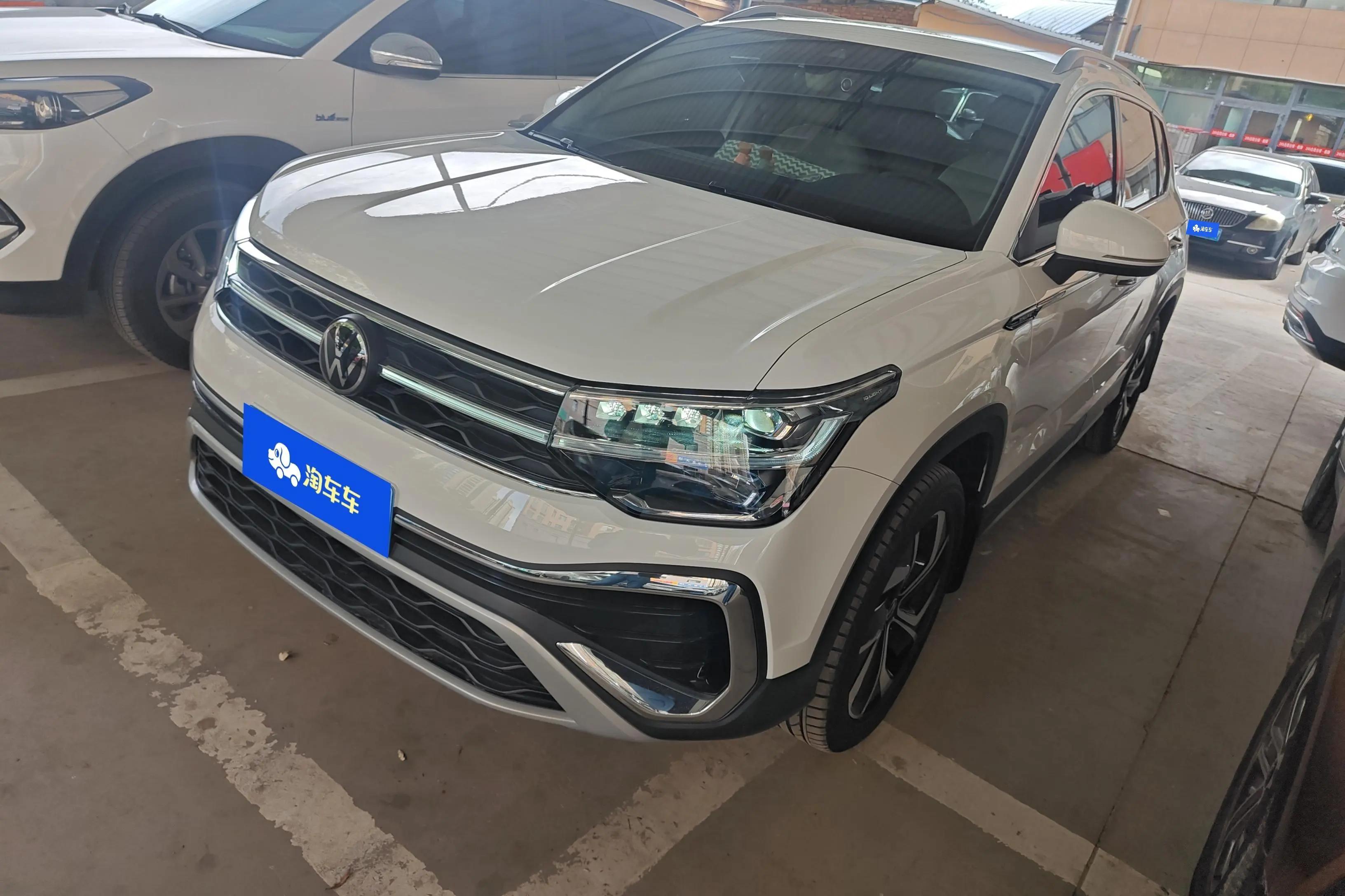 Volkswagen Tharu 2023 г. 1538 км.